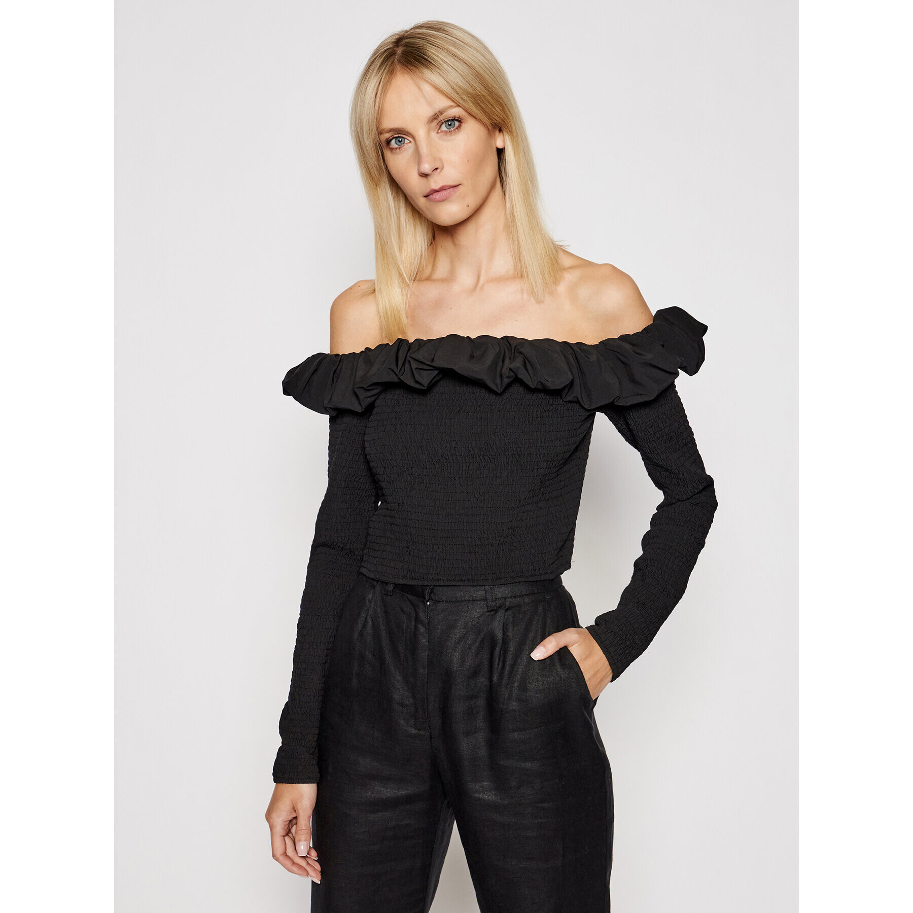 NA-KD Halenka Off Shoulder 1018-006810-0002-581 Černá Slim Fit - Pepit.cz