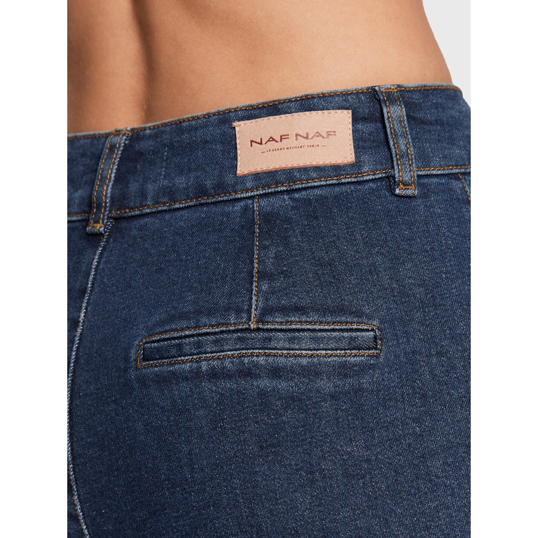 NAF NAF Jeansy Giffina THNP16 Tmavomodrá Regular Fit - Pepit.cz