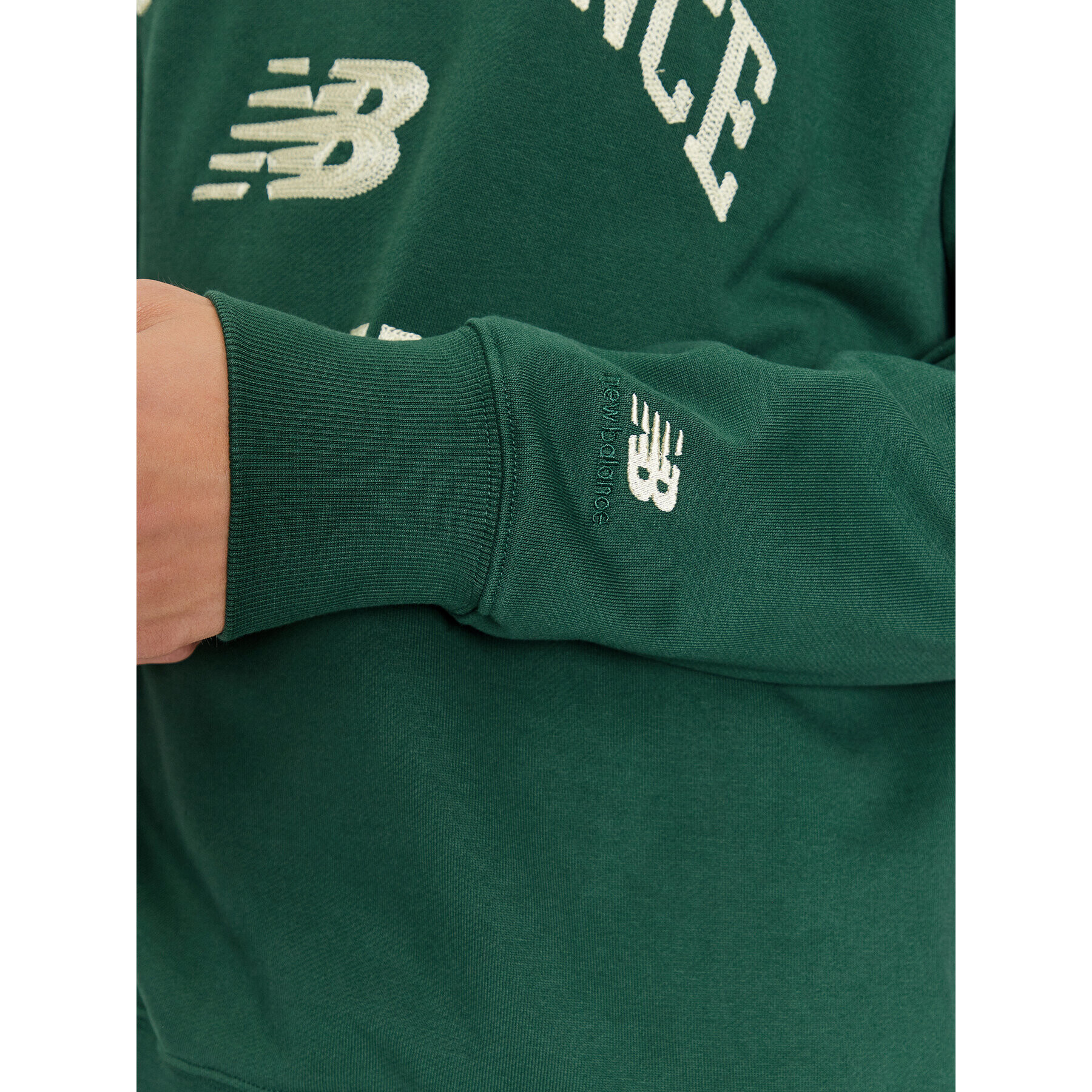 New Balance Mikina Athletics Varsity Fleece Crewneck MT33550 Zelená Regular Fit - Pepit.cz