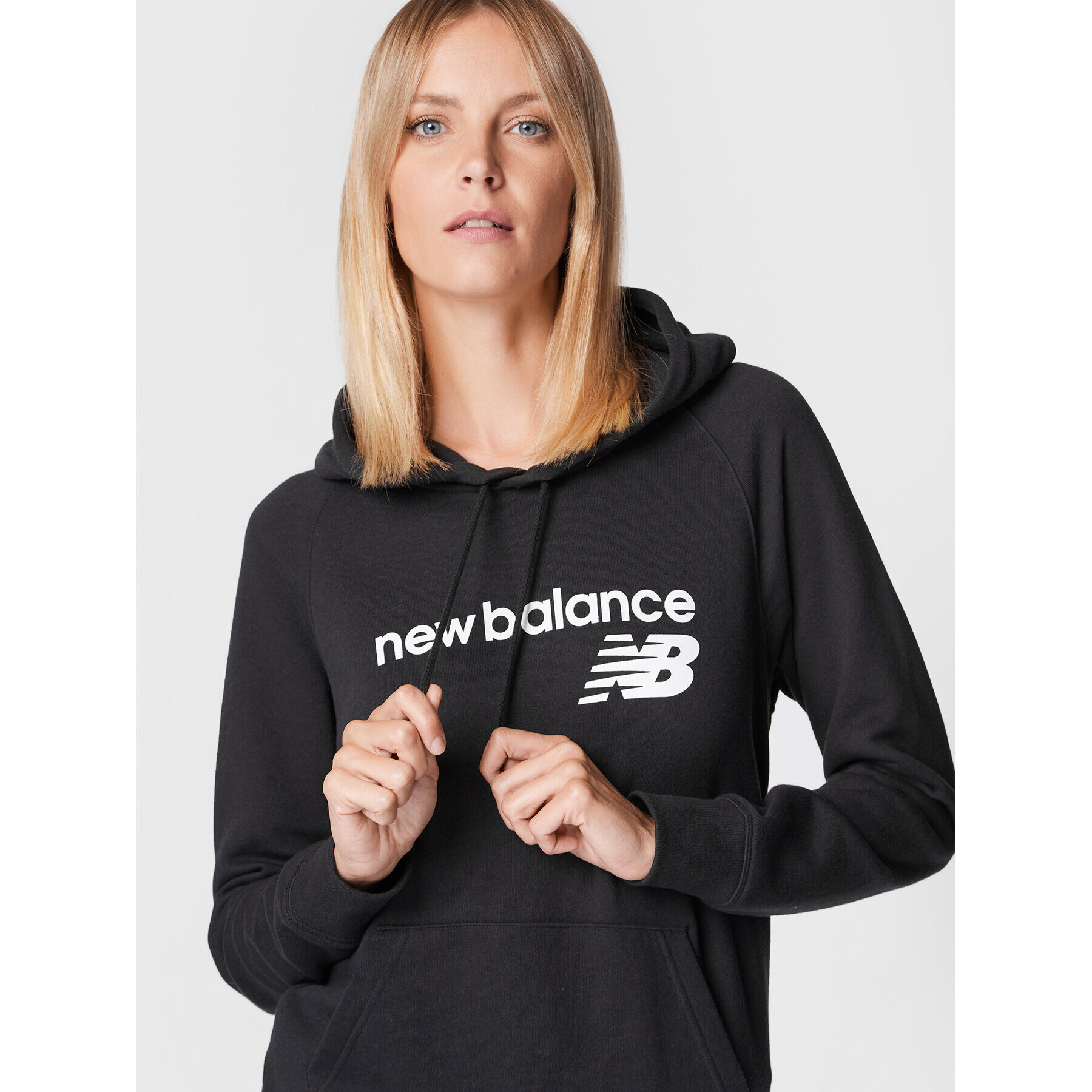 New Balance Mikina Classic Core Fleece WT03810 Černá Relaxed Fit - Pepit.cz