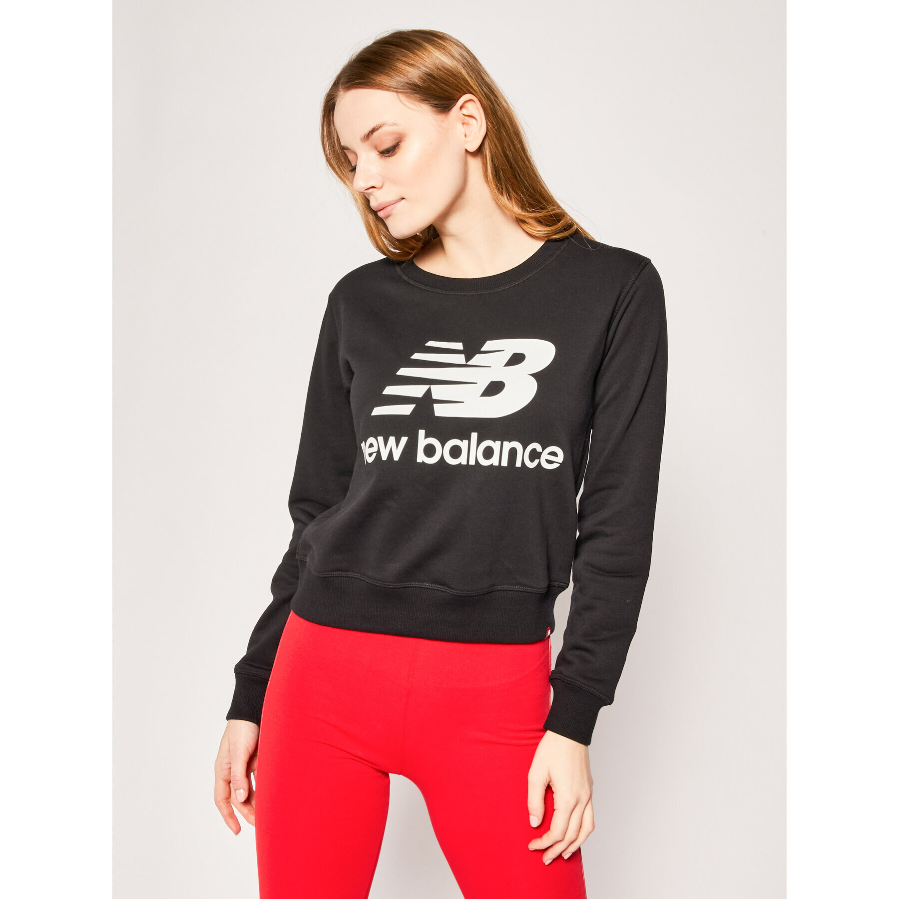 New Balance Mikina Essentials Crew WT91585 Černá Relaxed Fit - Pepit.cz