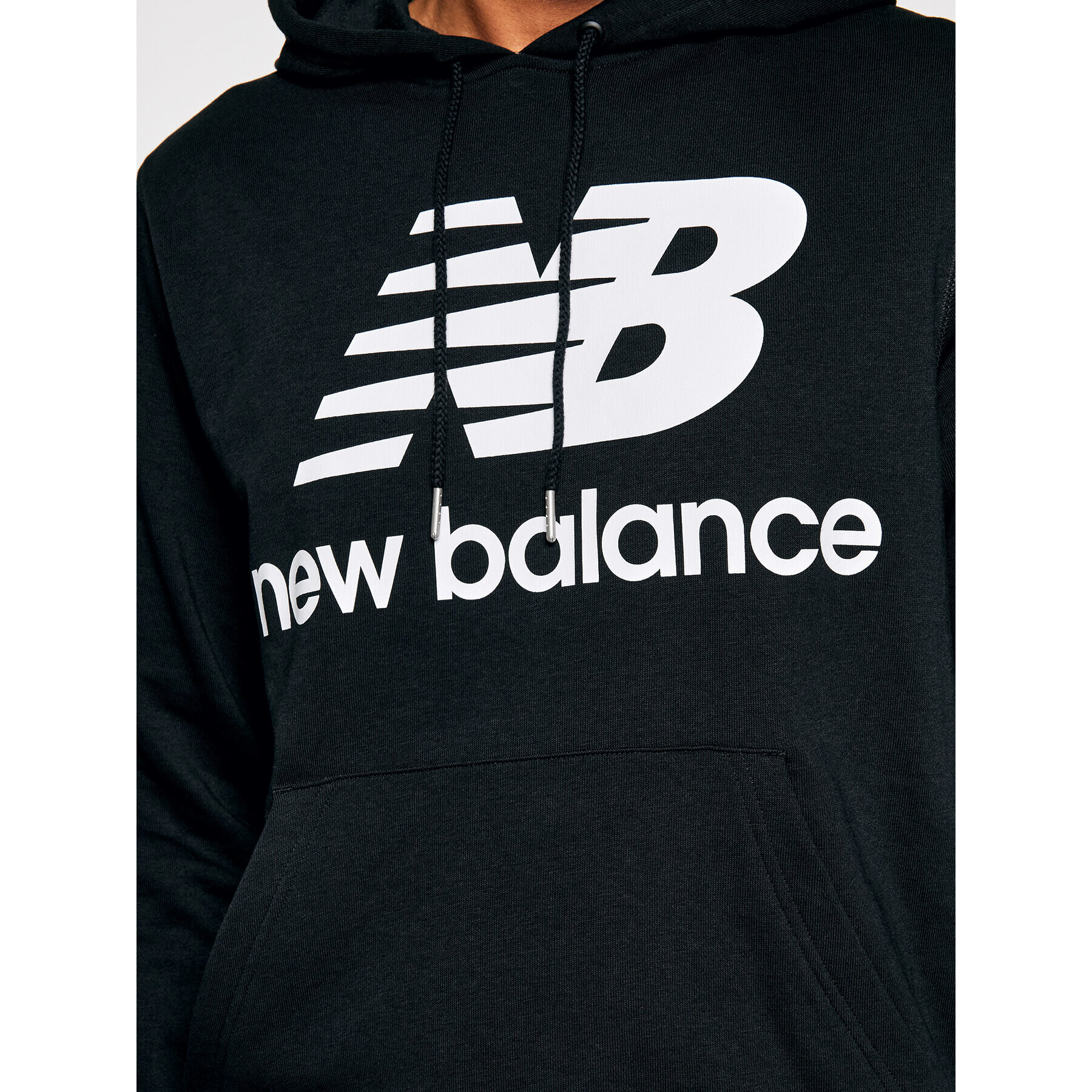 New Balance Mikina Essentials Stacked Logo Po MT03558 Černá Athletic Fit - Pepit.cz