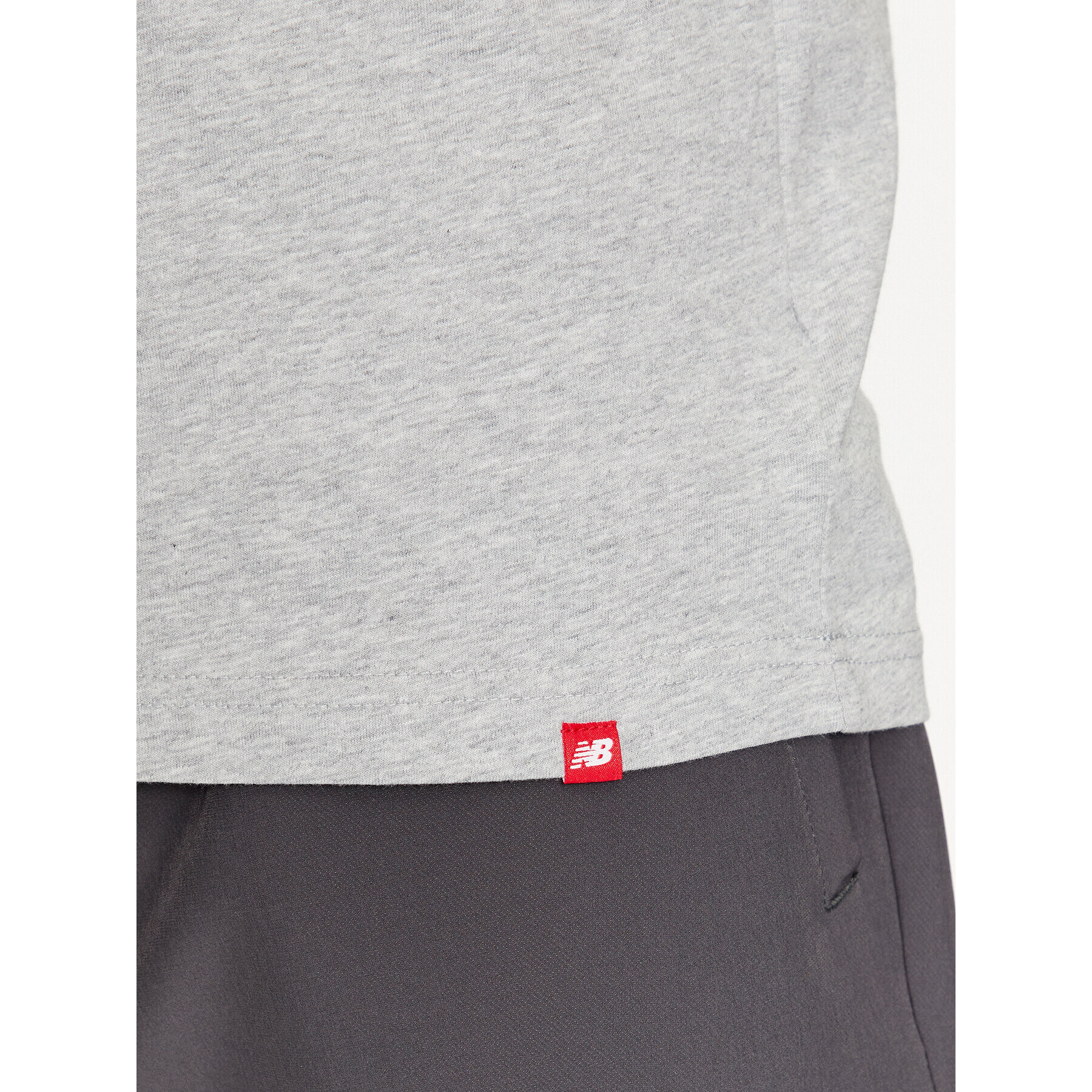 New Balance T-Shirt Essential Logo MT01575 Šedá Athletic Fit - Pepit.cz