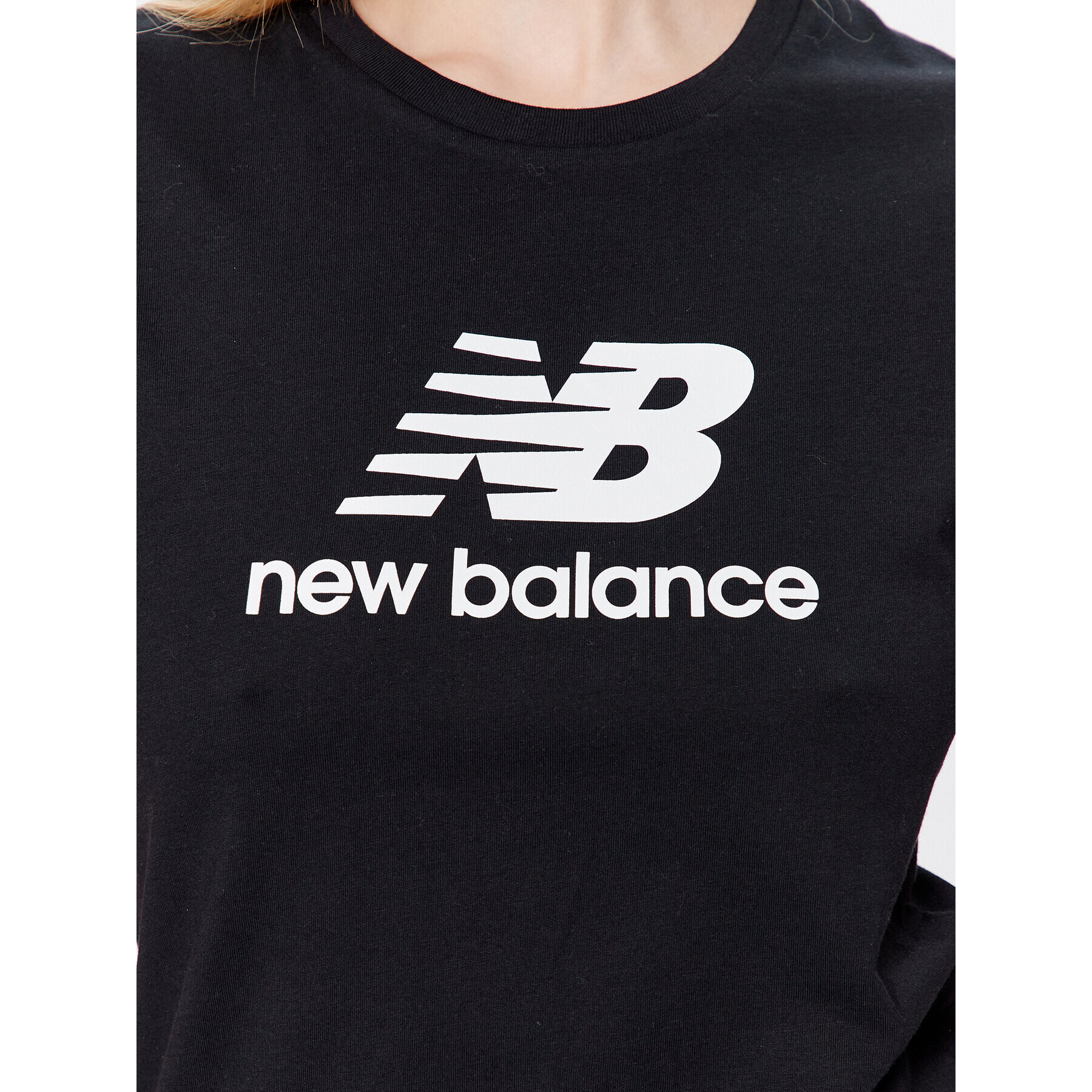 New Balance T-Shirt Essentials Stacked Logo WT31546 Černá Athletic Fit - Pepit.cz