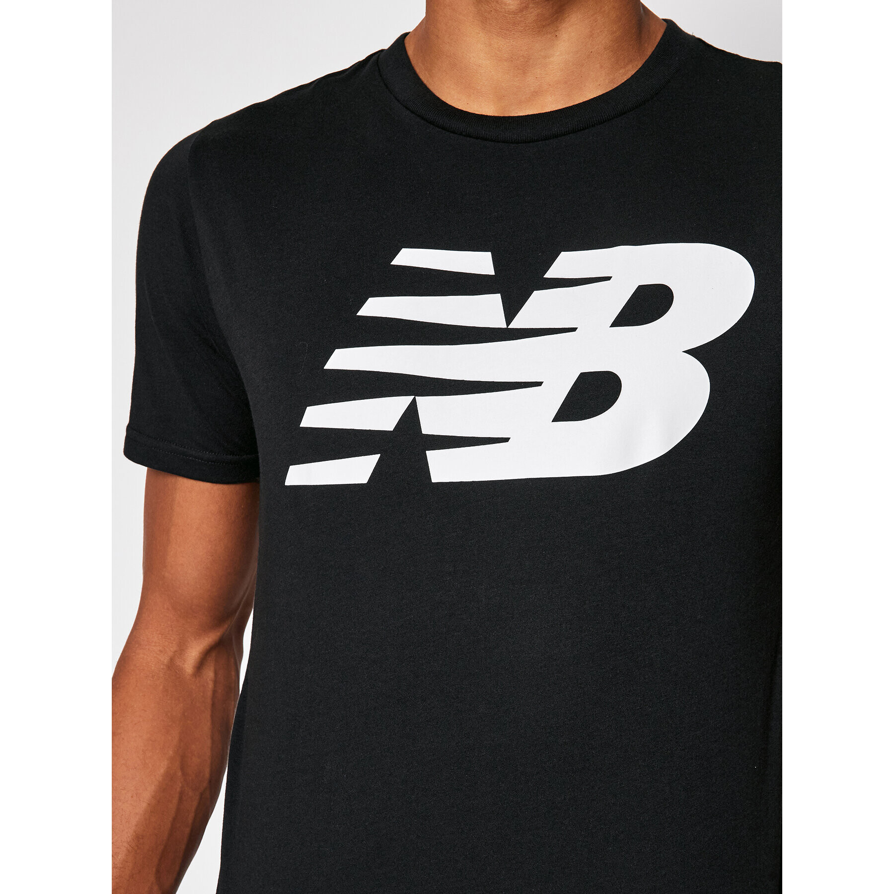 New Balance T-Shirt MT03919 Černá Regular Fit - Pepit.cz