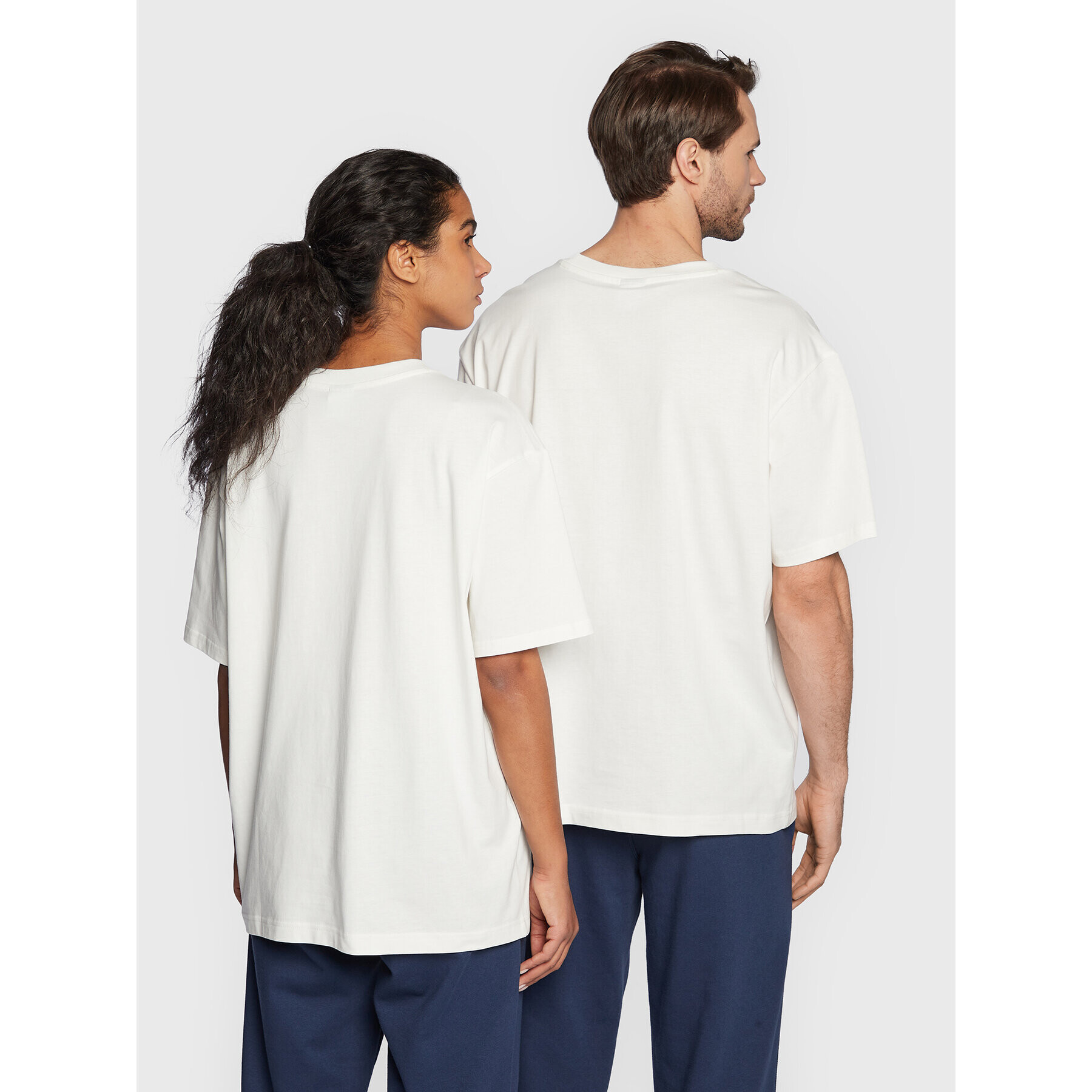 New Balance T-Shirt Unisex Athletics UT23505 Écru Oversize - Pepit.cz