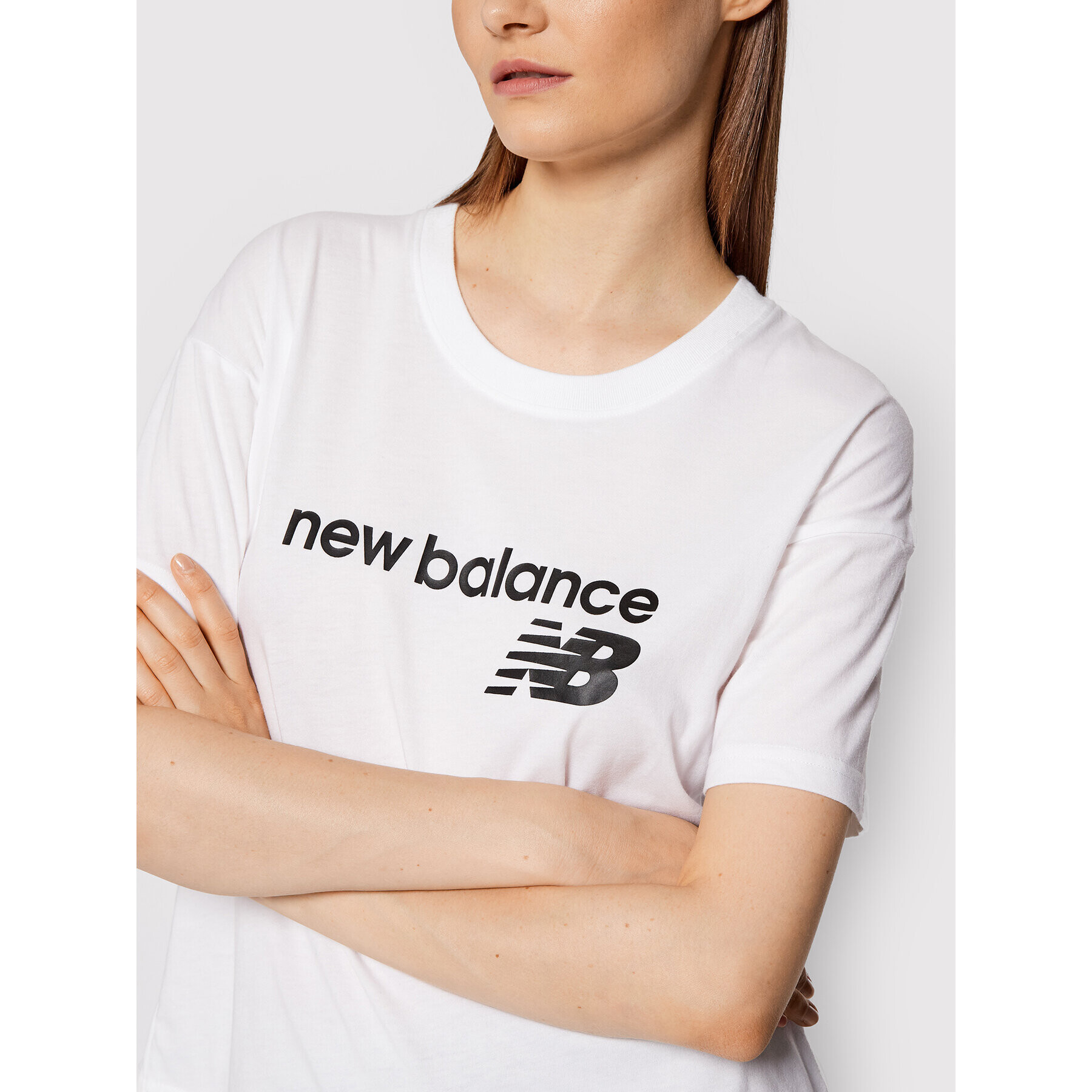 New Balance T-Shirt WT03805 Bílá Relaxed Fit - Pepit.cz