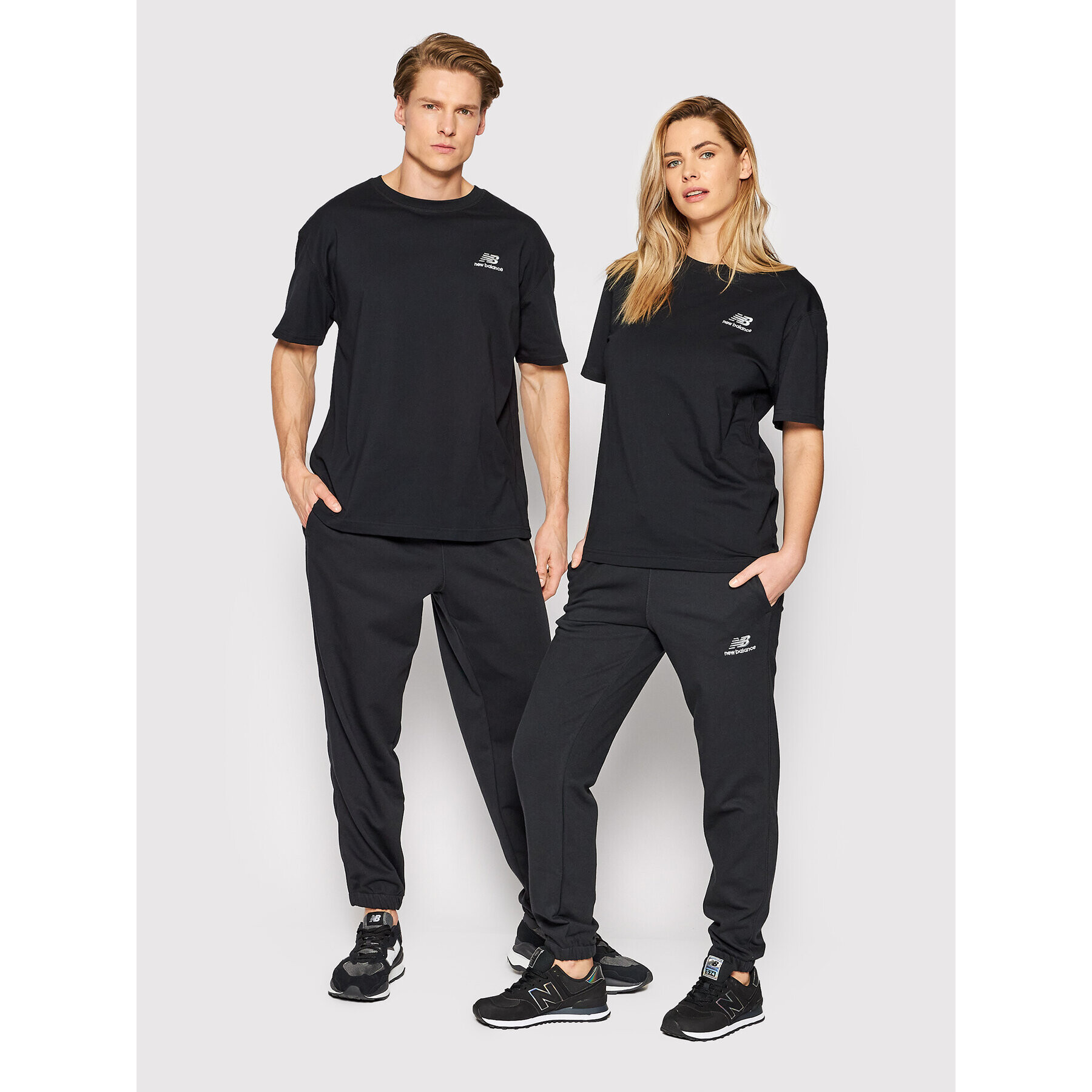 New Balance Teplákové kalhoty Unisex UP21500 Černá Athletic Fit - Pepit.cz