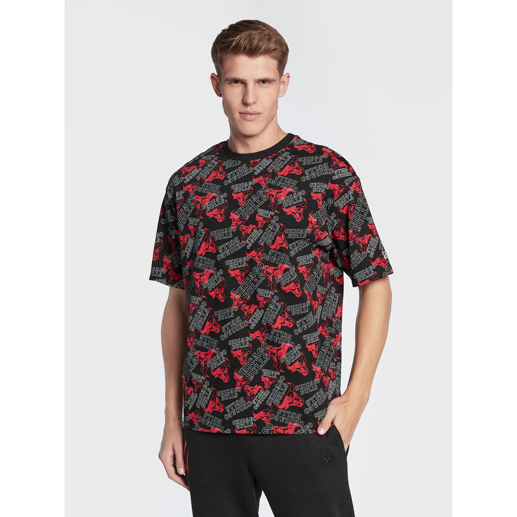 New Era T-Shirt Chicago Bulls Logo Print 60284618 Barevná Oversize - Pepit.cz