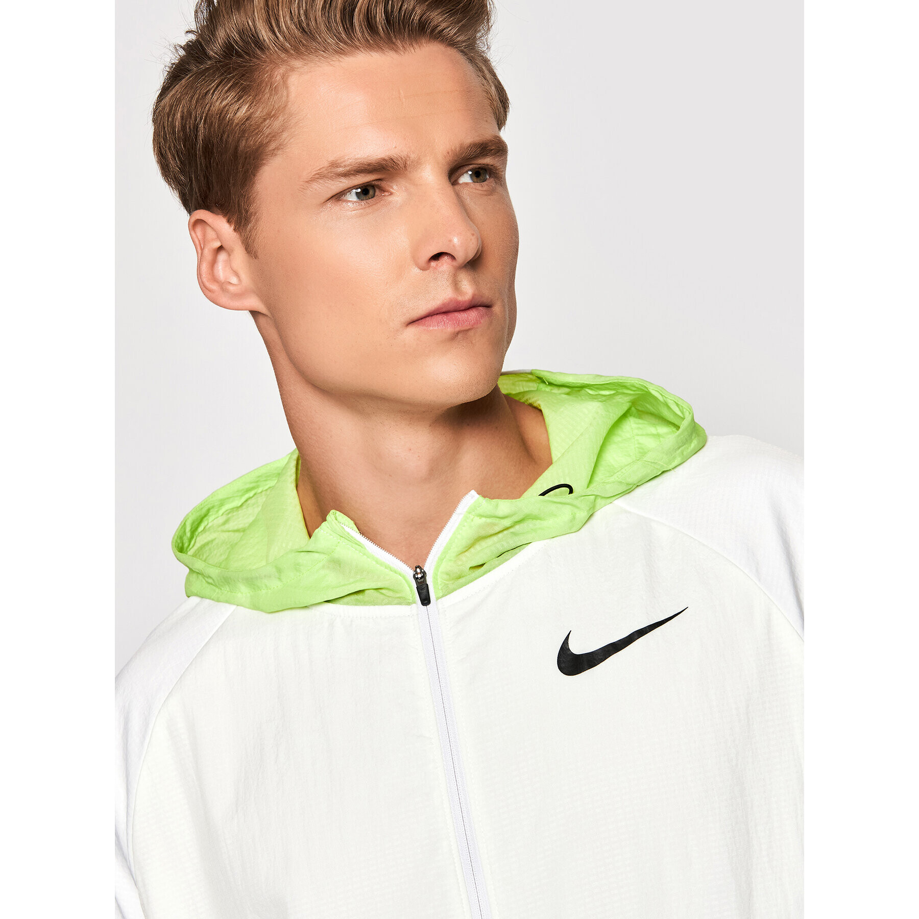 Nike Běžecká bunda Therma Essential Ekiden DC4039 Bílá Standard Fit - Pepit.cz