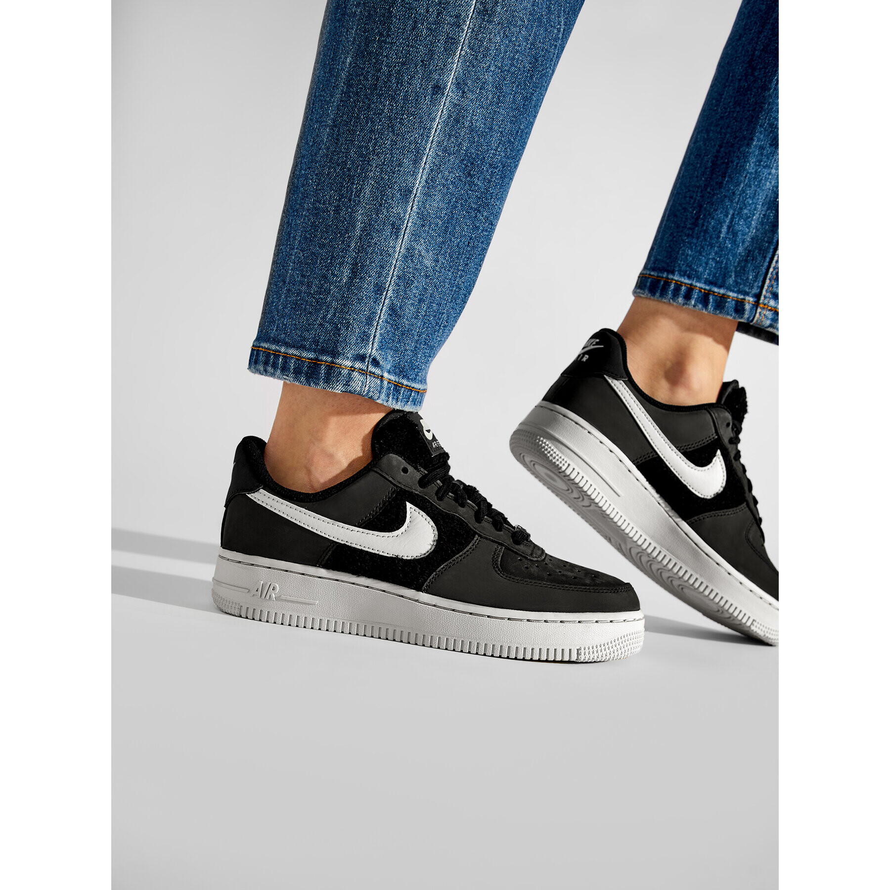 Nike Boty Air Force 1 Mem 4 DO6714 001 Černá - Pepit.cz