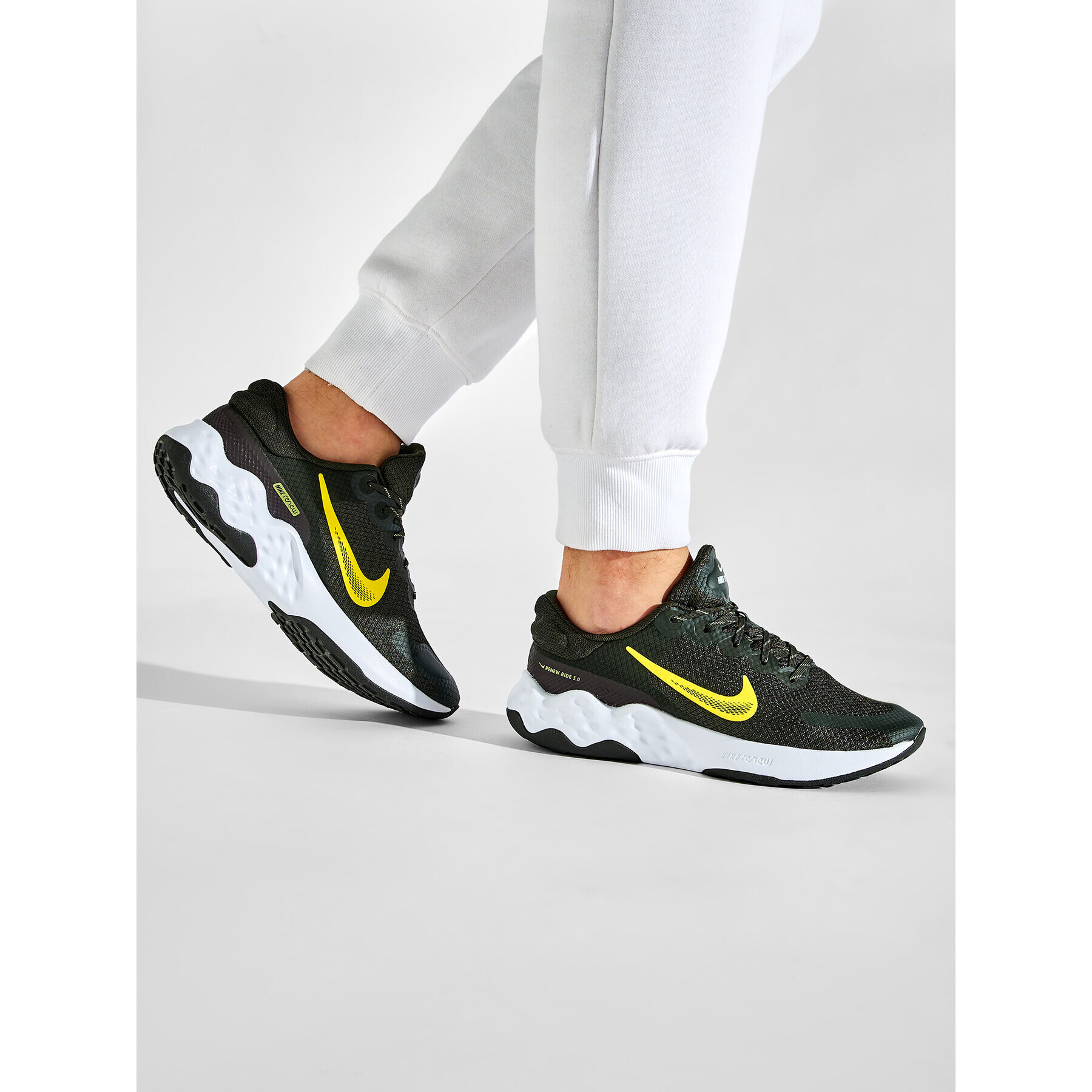 Nike Boty Renew Ride 3 DC8185 301 Zelená - Pepit.cz