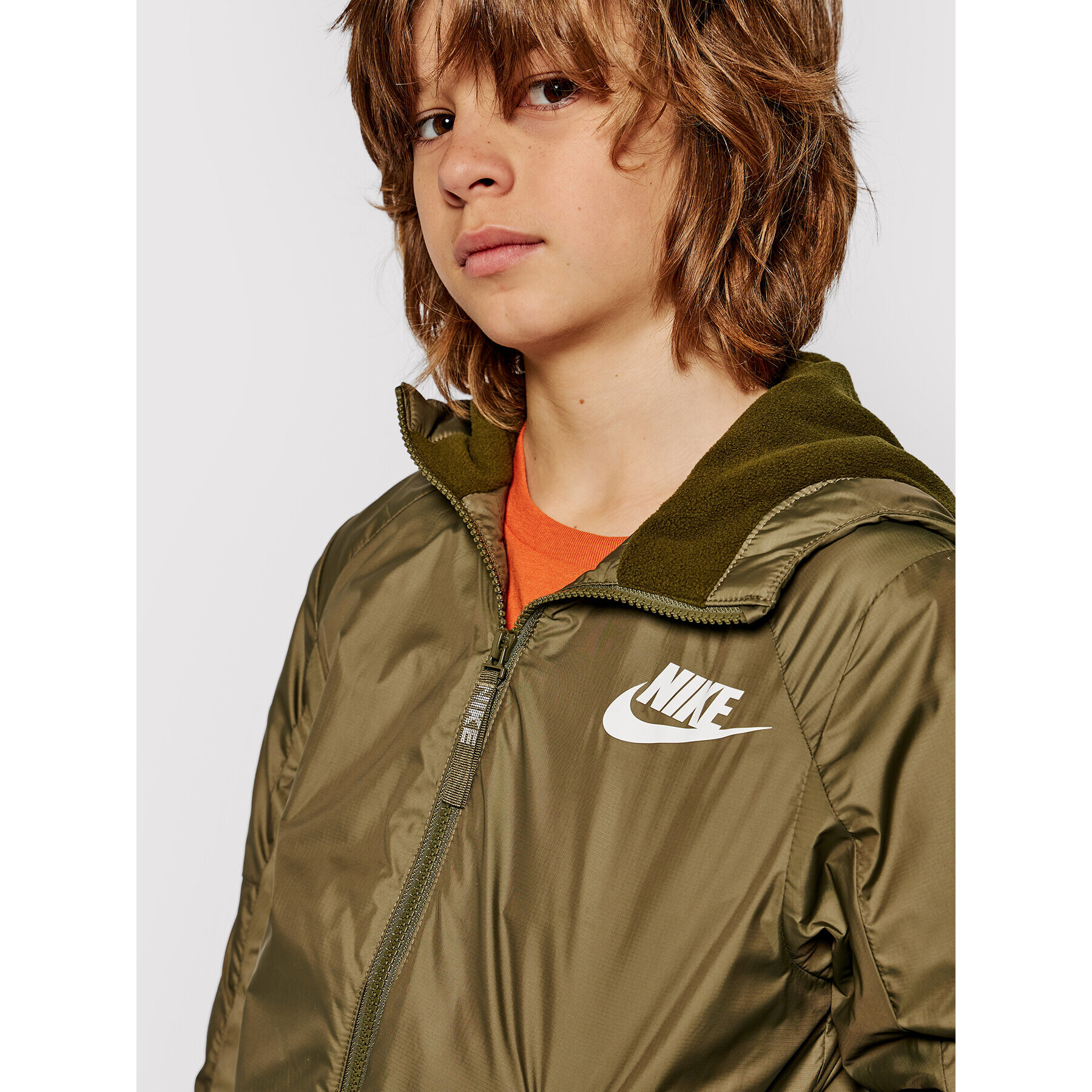 Nike Bunda pro přechodné období Jeune 939556 Zelená Standard Fit - Pepit.cz