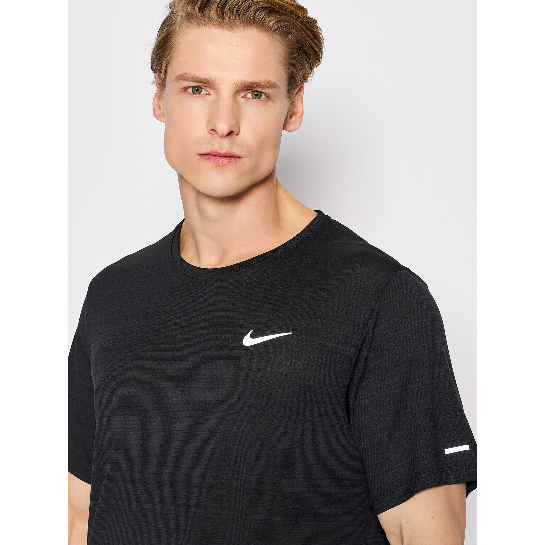 Nike Funkční tričko Dri-FIT Miler CU5992 Černá Regular Fit - Pepit.cz