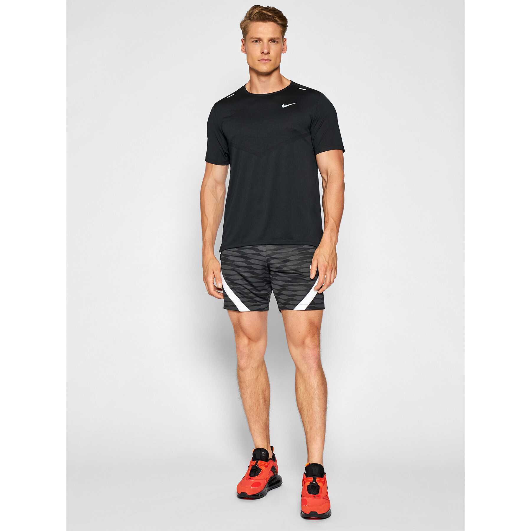 Nike Funkční tričko Dri-Fit Rise CZ9184 Černá Standard Fit - Pepit.cz