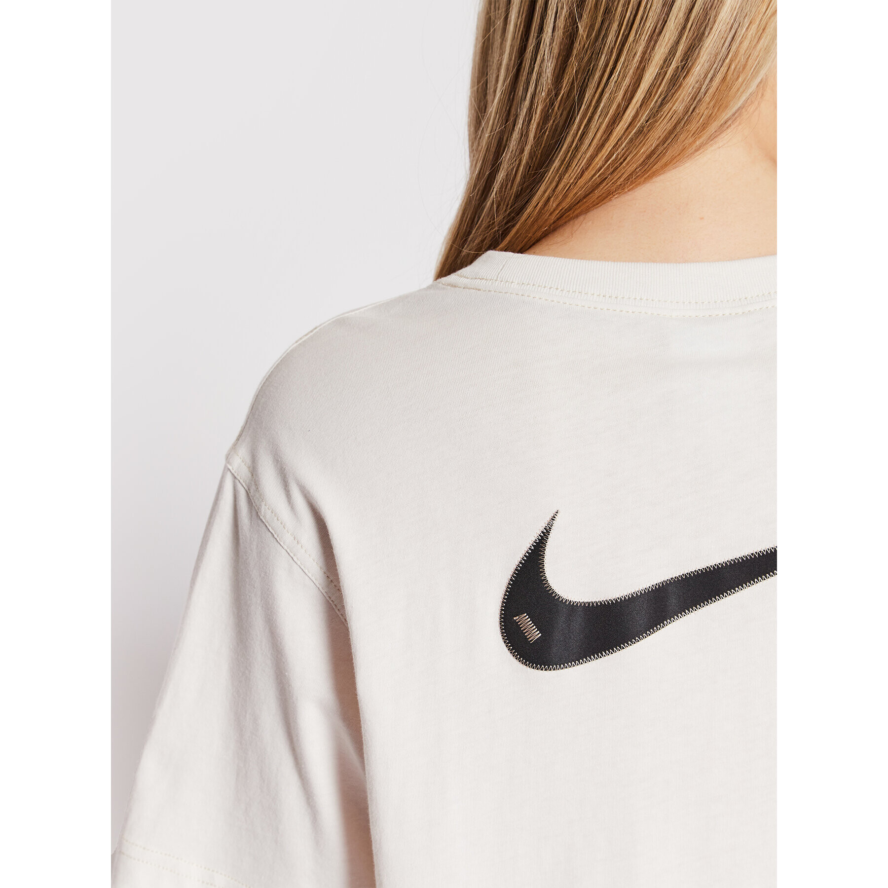 Nike Každodenní šaty Sportswear Swoosh DM6191 Béžová Oversize - Pepit.cz