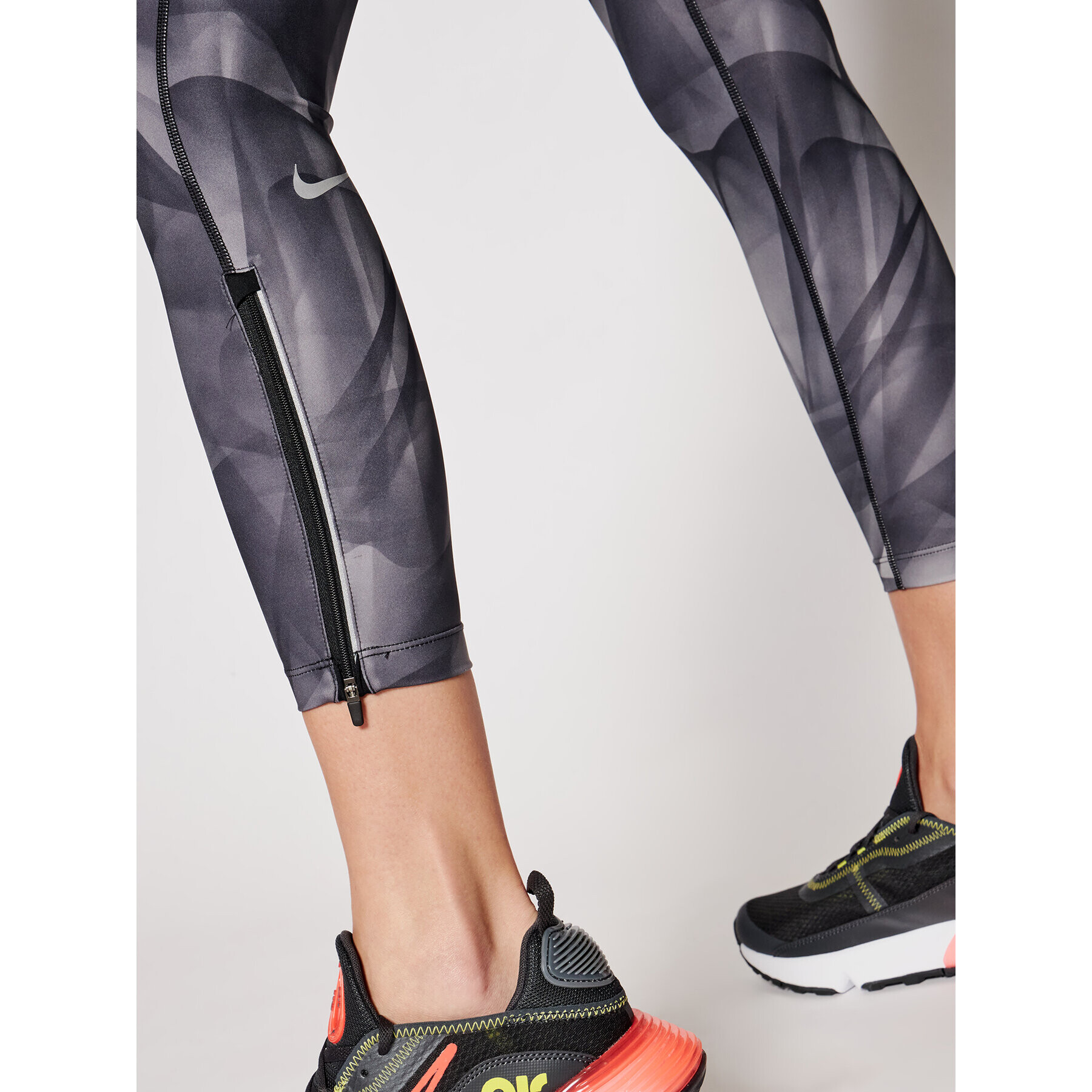 Nike Legíny Epic Faster Run Division CZ9236 Šedá Tight Fit - Pepit.cz