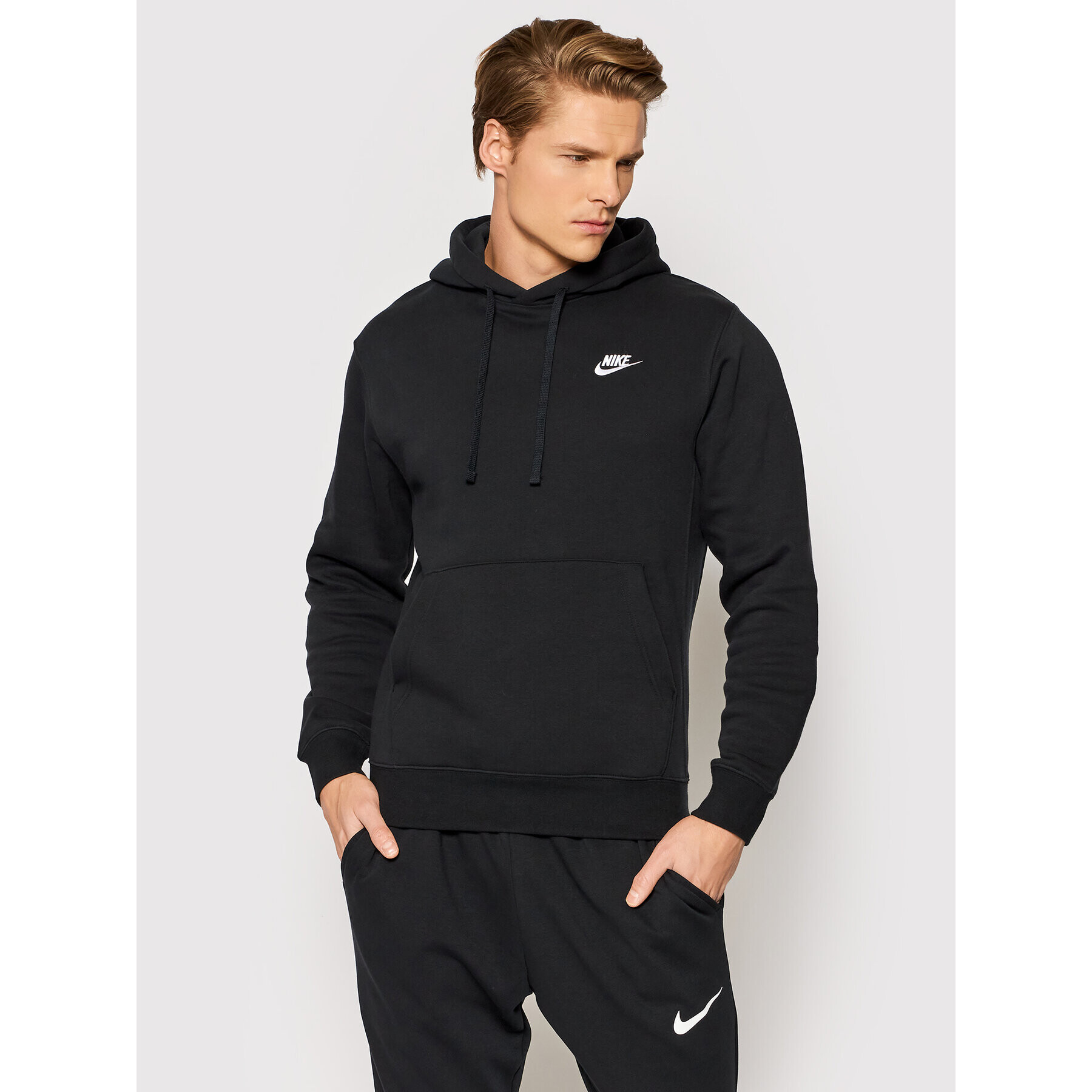 Nike Mikina Sportswear Club BV2654 Černá Standard Fit - Pepit.cz