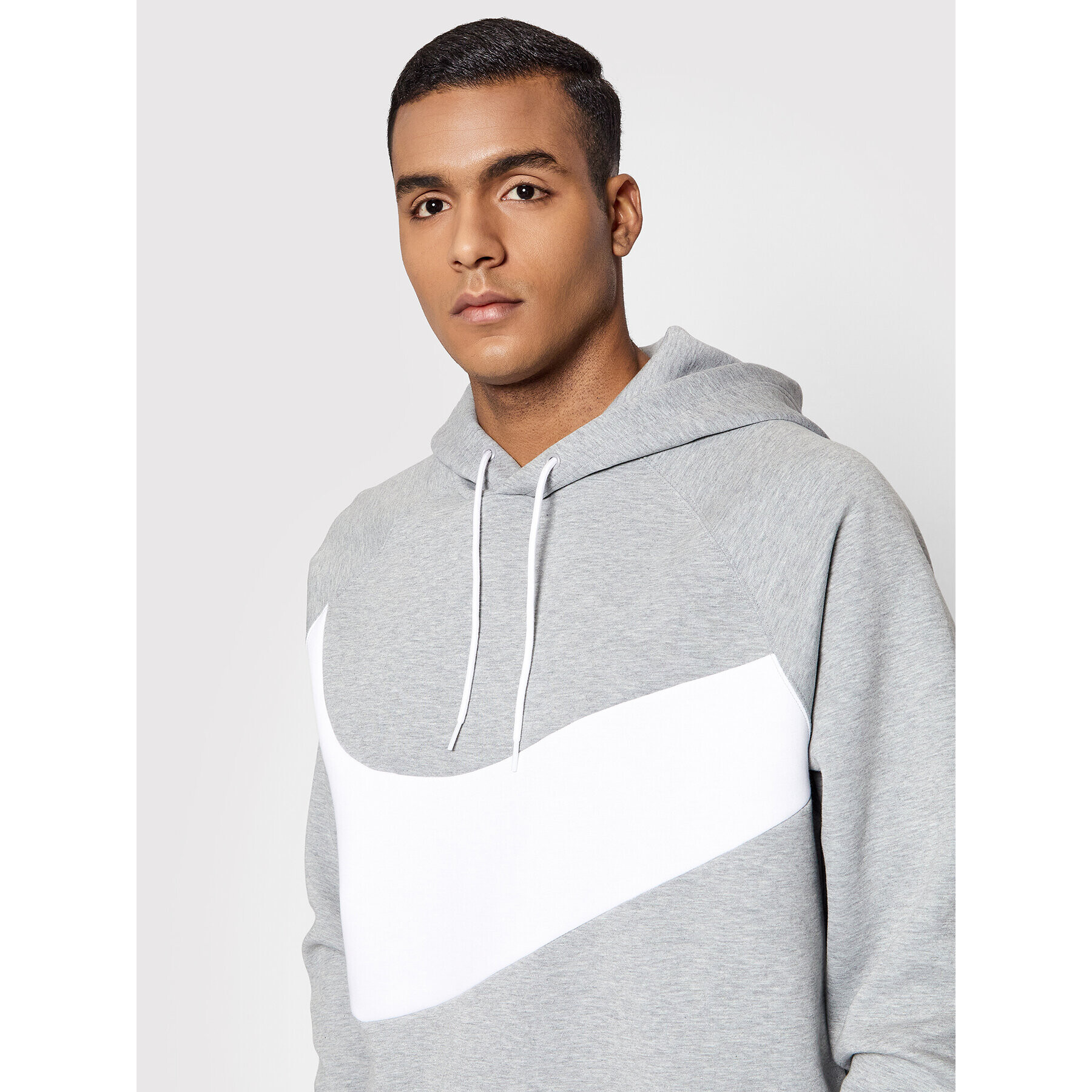 Nike Mikina Sportswear Swoosh DD8222 Šedá Regular Fit - Pepit.cz