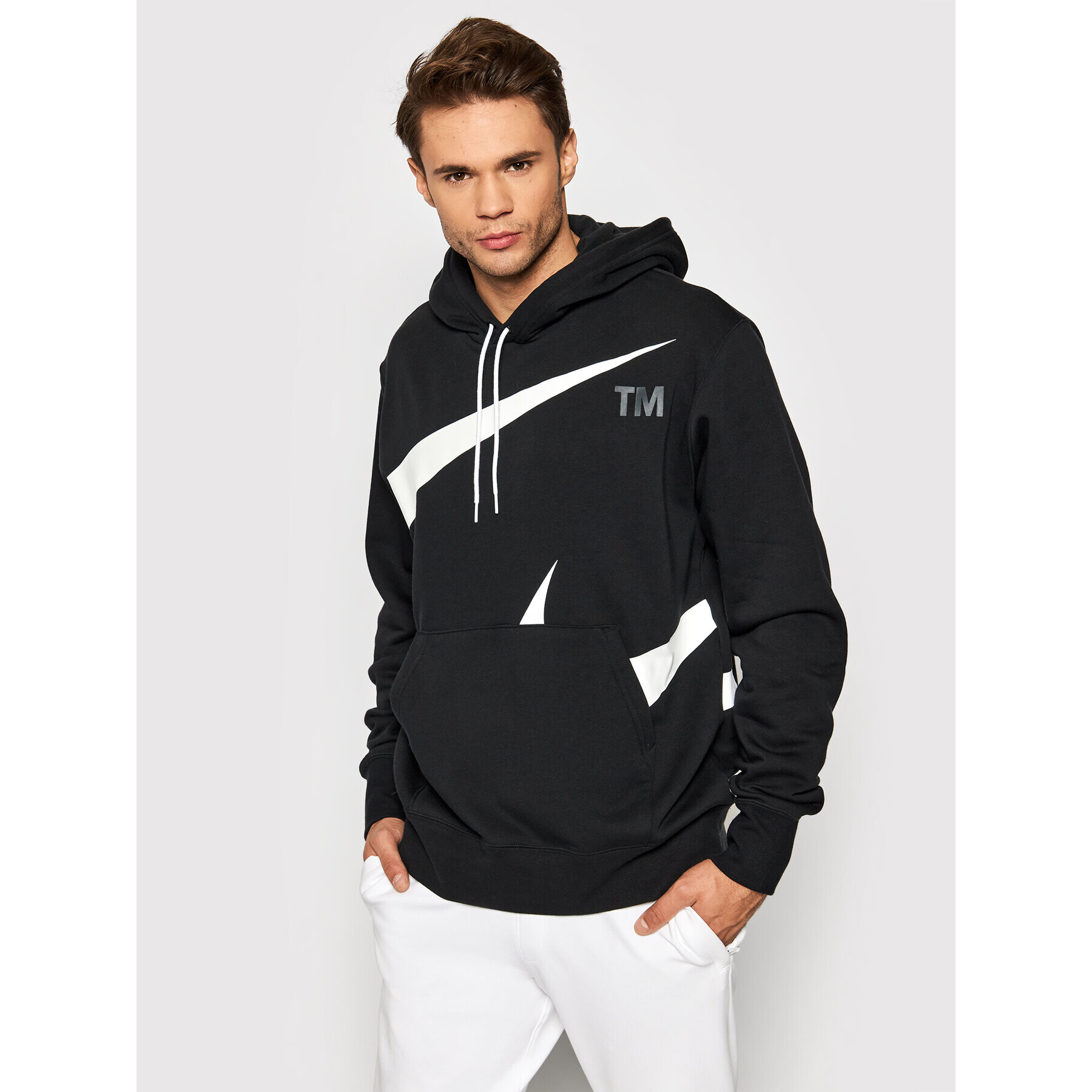 Nike Mikina Sportwear Swoosh DD6011 Černá Standard Fit - Pepit.cz