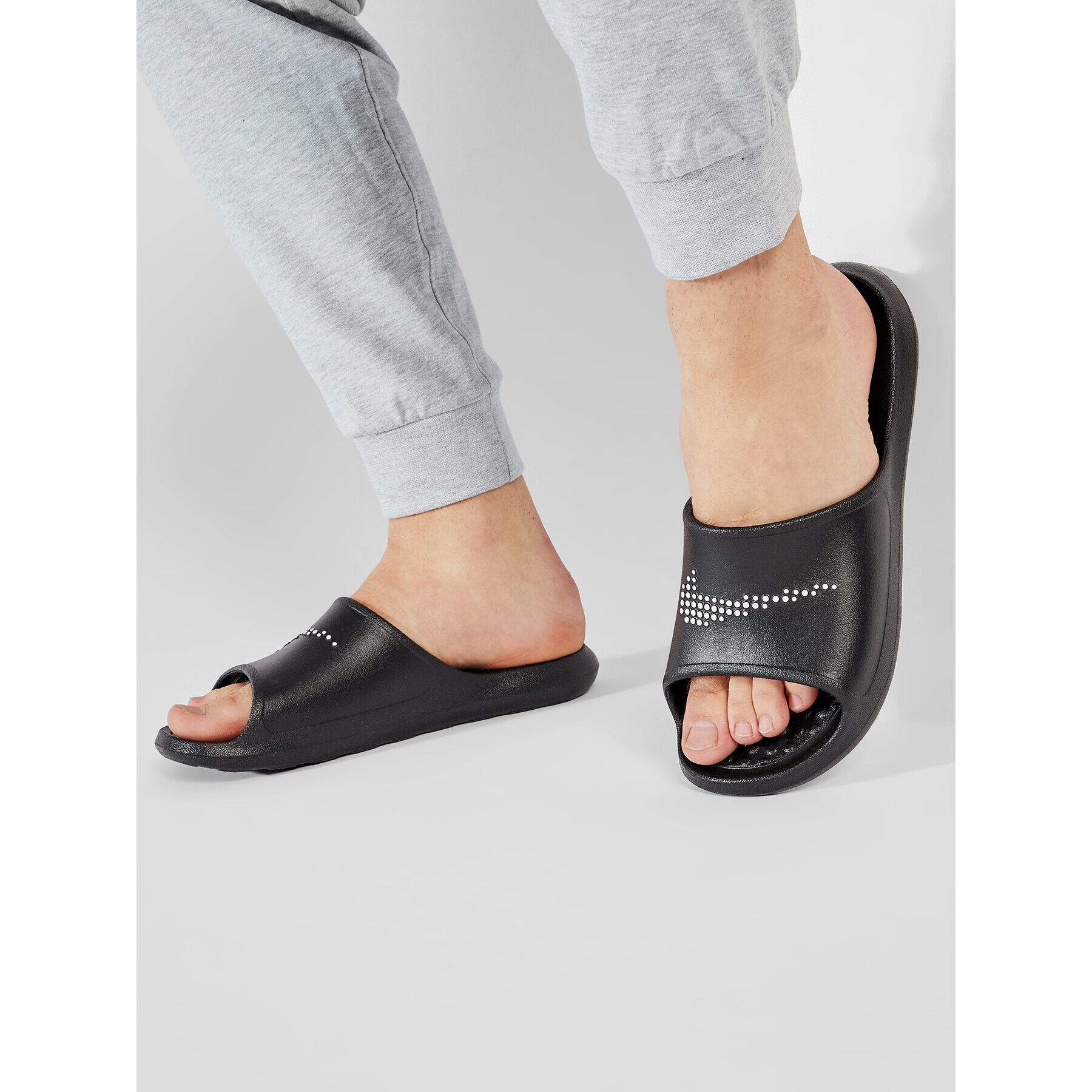 Nike Nazouváky Victori One Shower Slide CZ5478 001 Černá - Pepit.cz