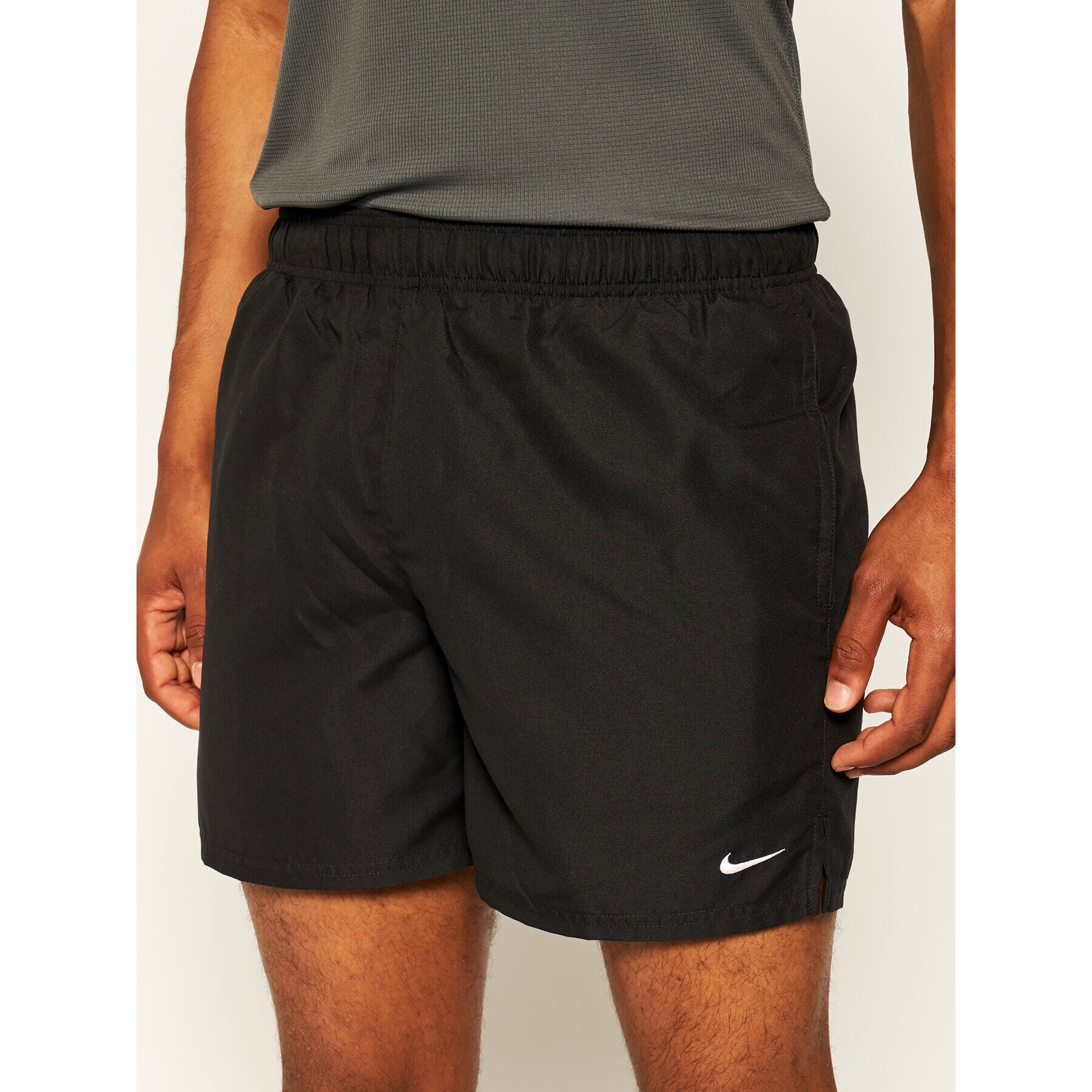 Nike Plavecké šortky Essential NESSA560 Černá Regular Fit - Pepit.cz