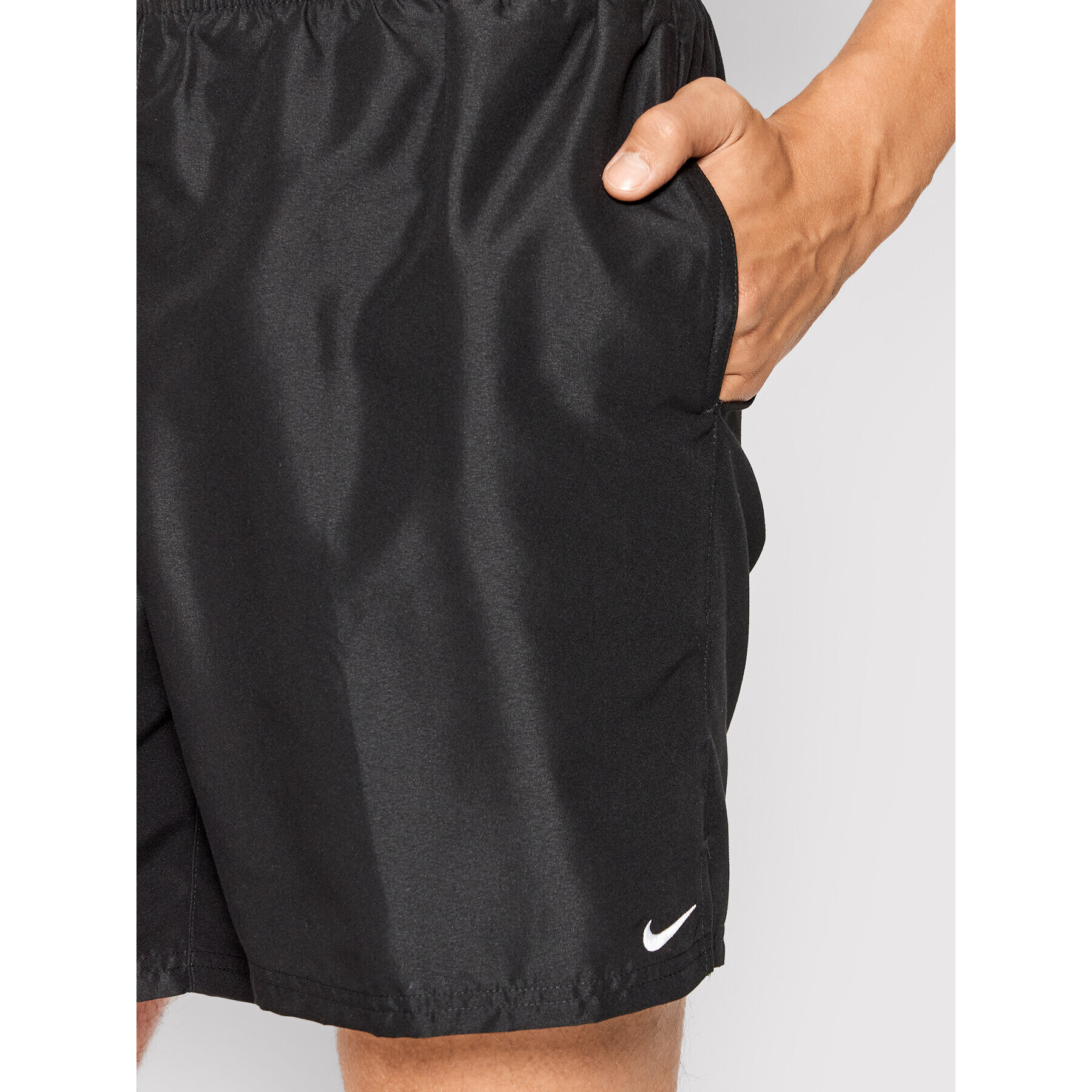 Nike Plavecké šortky Essential Volley NESSA559 Černá Regular Fit - Pepit.cz