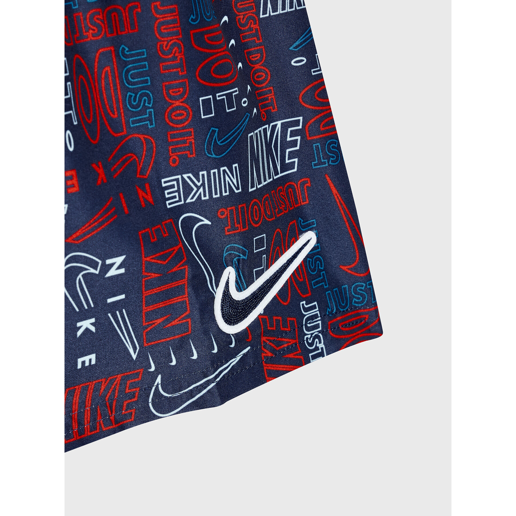 Nike Plavecké šortky Logo Mashup NESSC791 Tmavomodrá Regular Fit - Pepit.cz