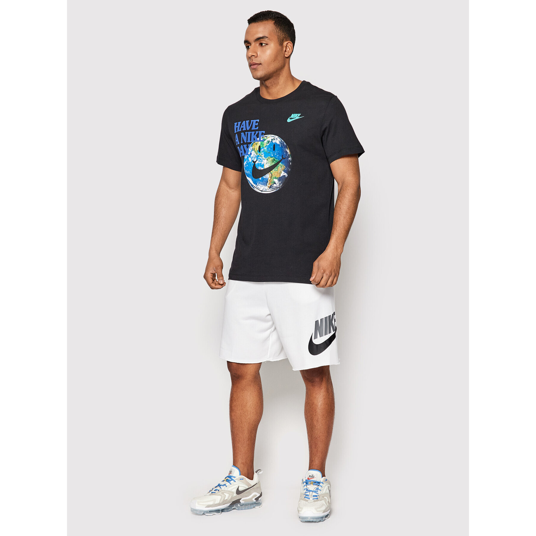 Nike Sportovní kraťasy Sport Essentials DM6817 Bílá Loose Fit - Pepit.cz