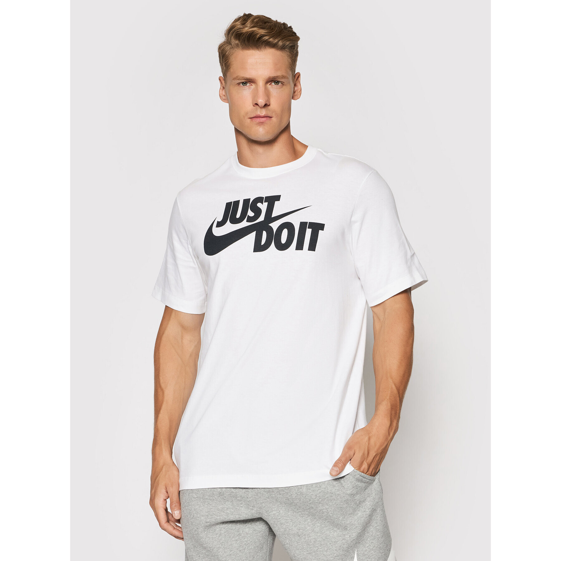 Nike T-Shirt Just Do It Swoosh AR5006 Bílá Regular Fit - Pepit.cz