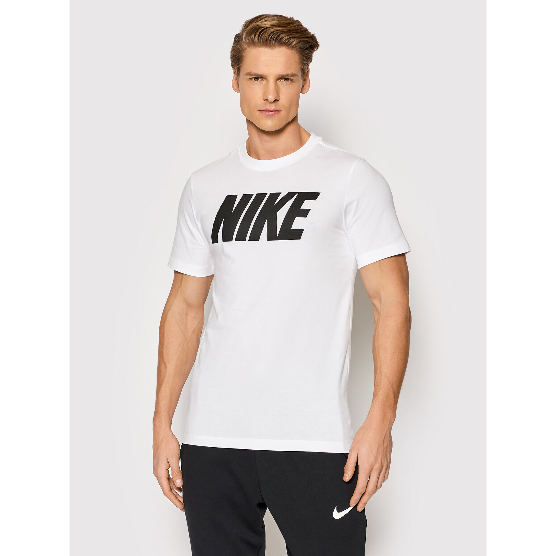 Nike T-Shirt Sportswear DC5092 Bílá Standard Fit - Pepit.cz