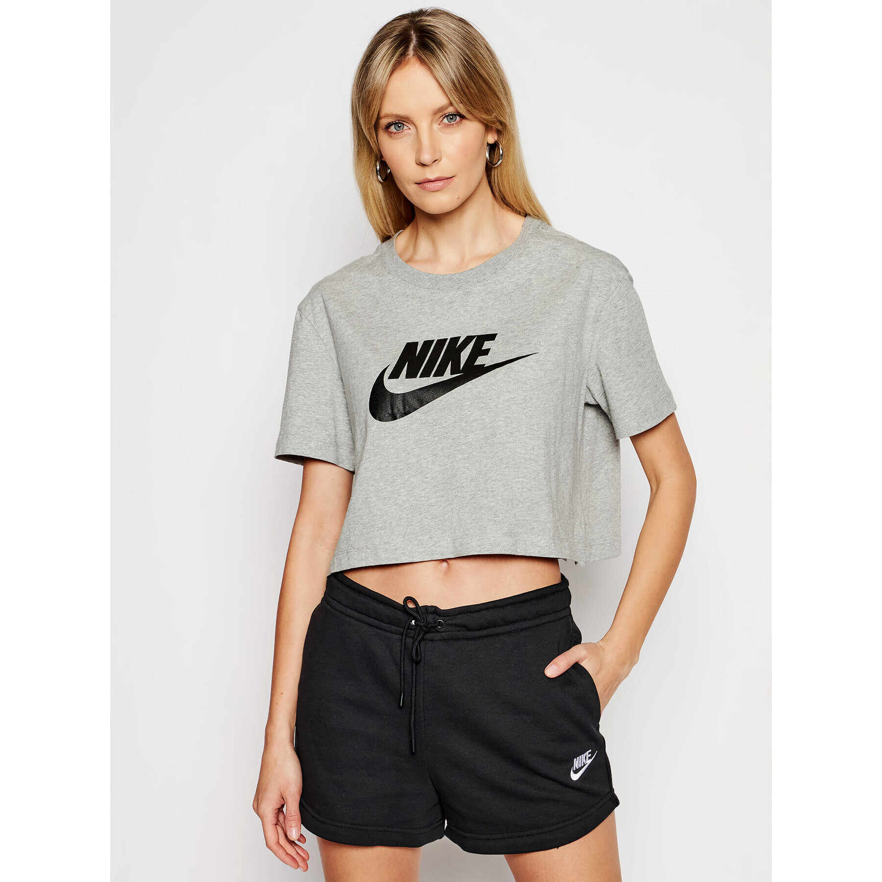 Nike T-Shirt Sportswear Essential BV6175 Šedá Loose Fit - Pepit.cz