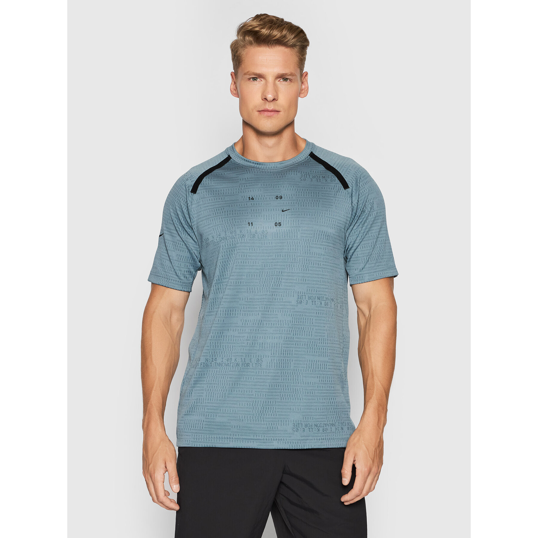 Nike T-Shirt Tech Pack CU3764 Modrá Standard Fit - Pepit.cz