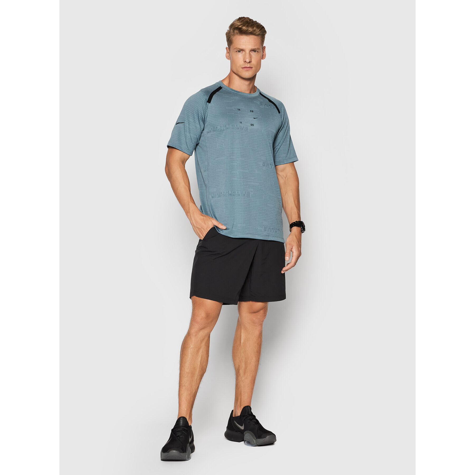 Nike T-Shirt Tech Pack CU3764 Modrá Standard Fit - Pepit.cz