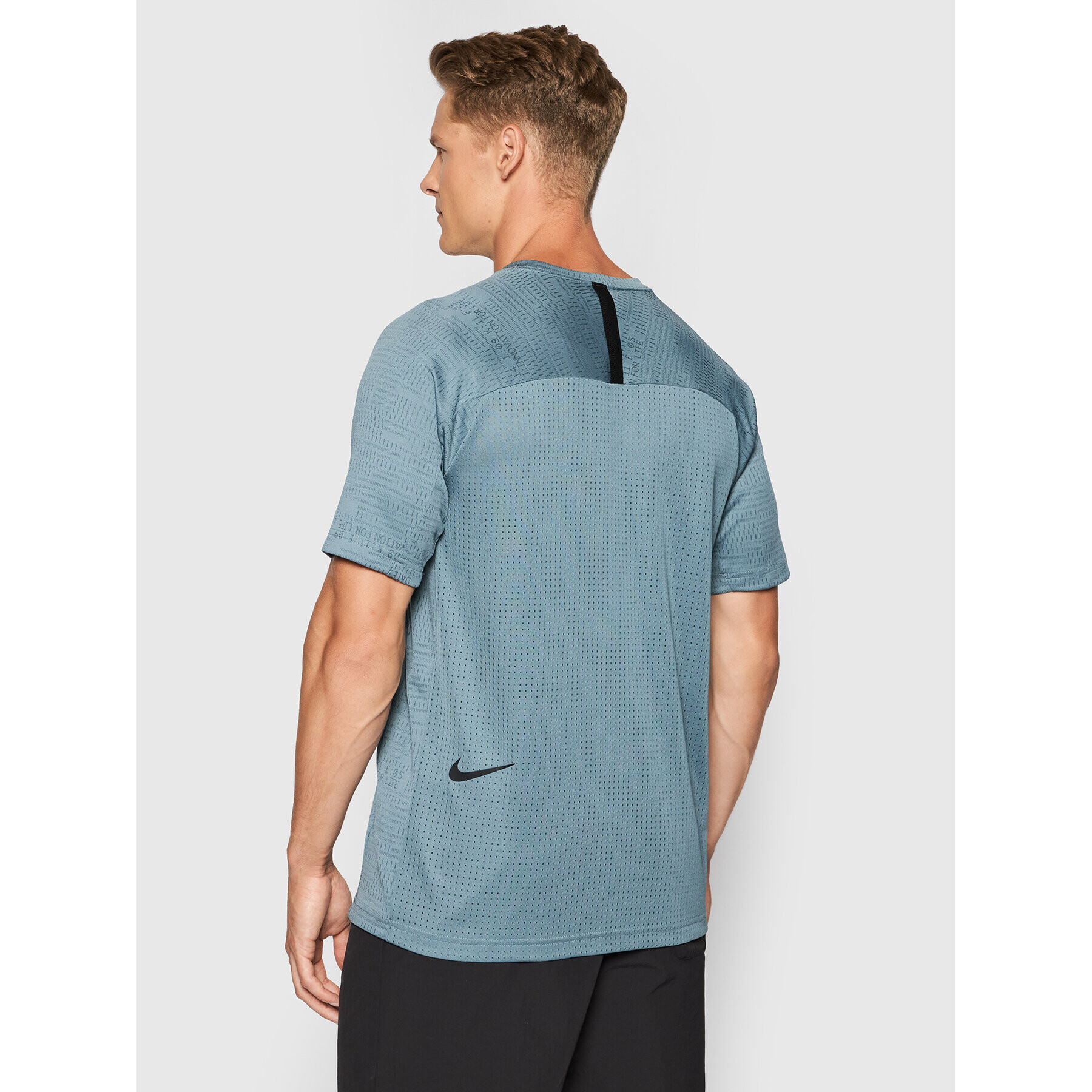 Nike T-Shirt Tech Pack CU3764 Modrá Standard Fit - Pepit.cz