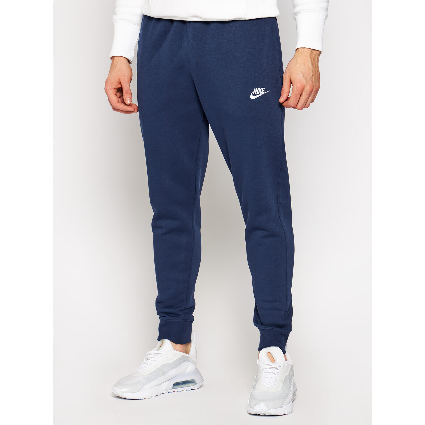 Nike Teplákové kalhoty Club BV2671 Tmavomodrá Standard Fit - Pepit.cz