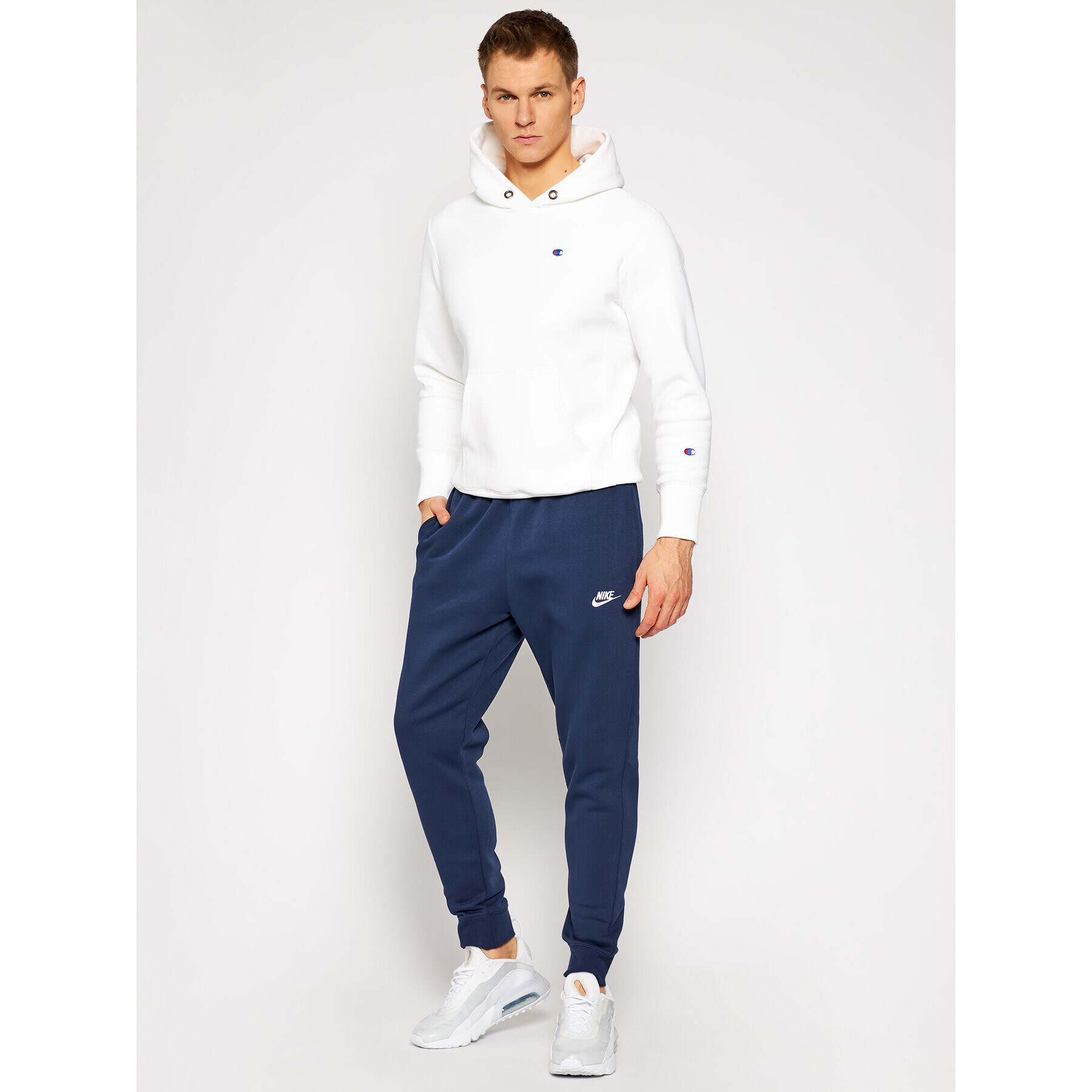 Nike Teplákové kalhoty Club BV2671 Tmavomodrá Standard Fit - Pepit.cz