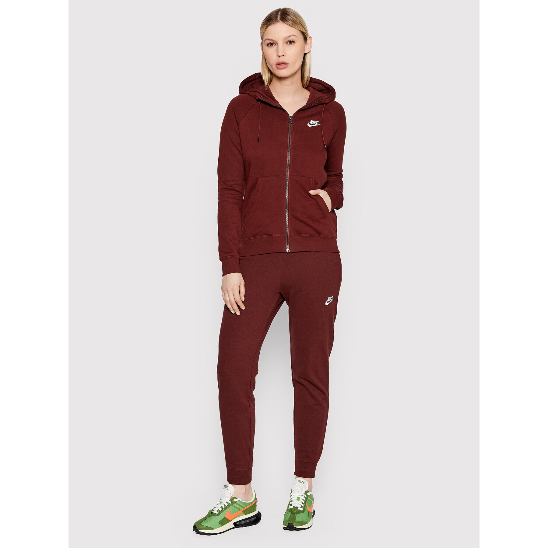 Nike Teplákové kalhoty Essential BV4099 Bordó Slim Fit - Pepit.cz