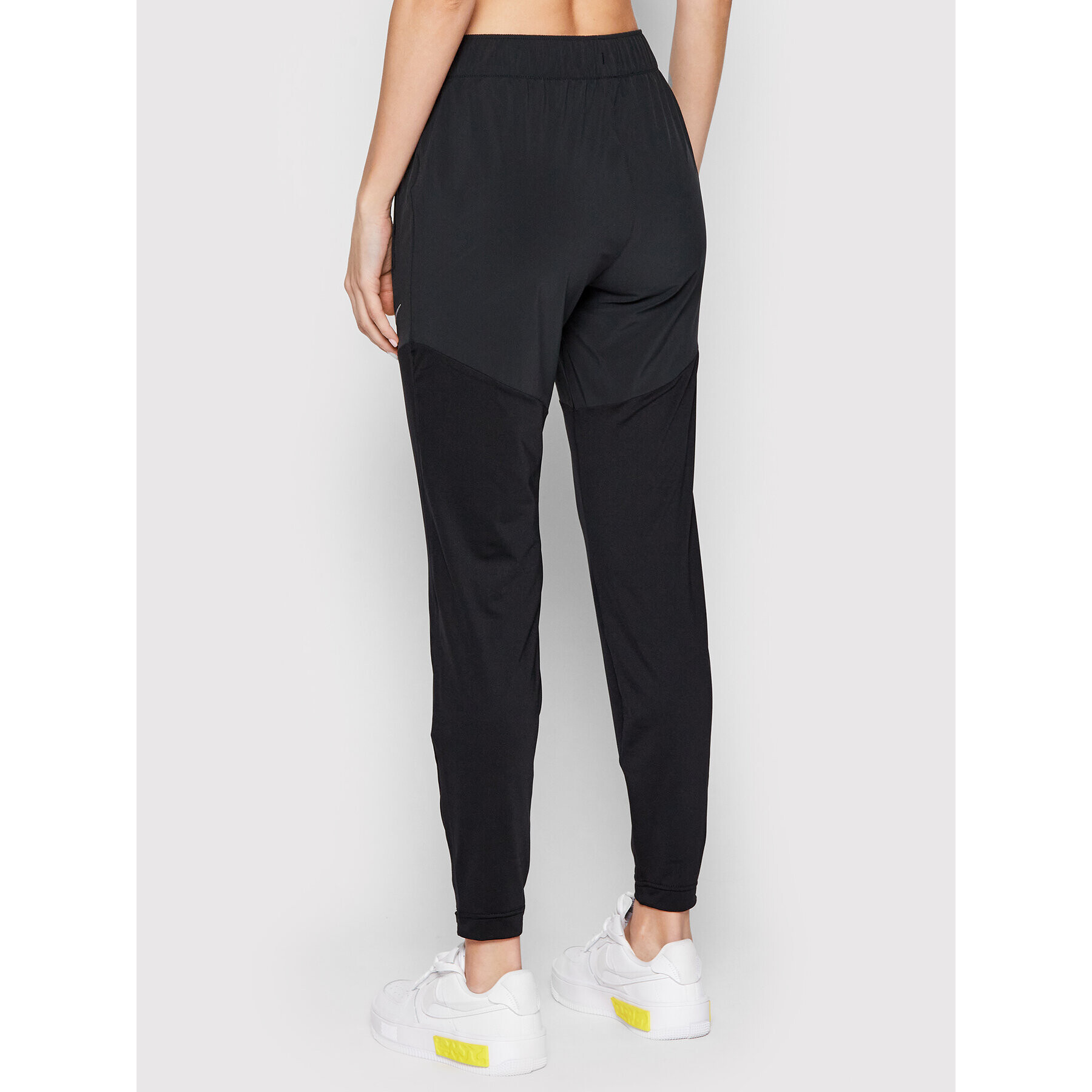 Nike Teplákové kalhoty Essential DH6975 Černá Slim Fit - Pepit.cz