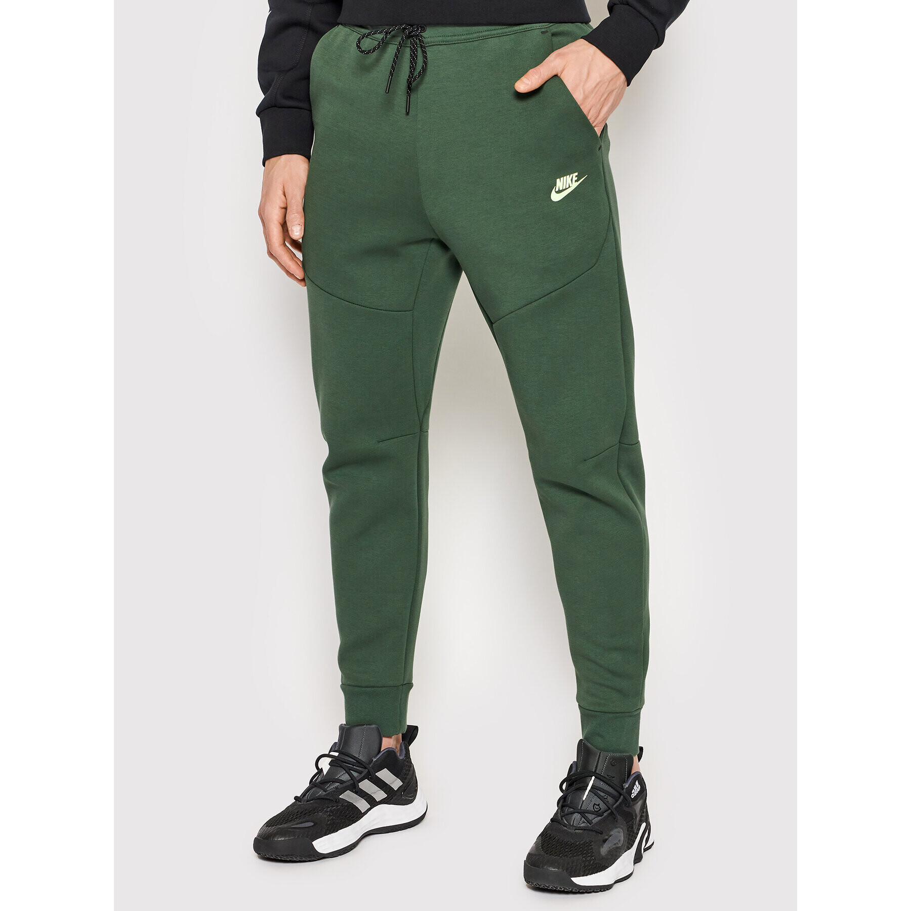 Nike Teplákové kalhoty Sportswear Tech Fleece CU4495 Zelená Slim Fit - Pepit.cz