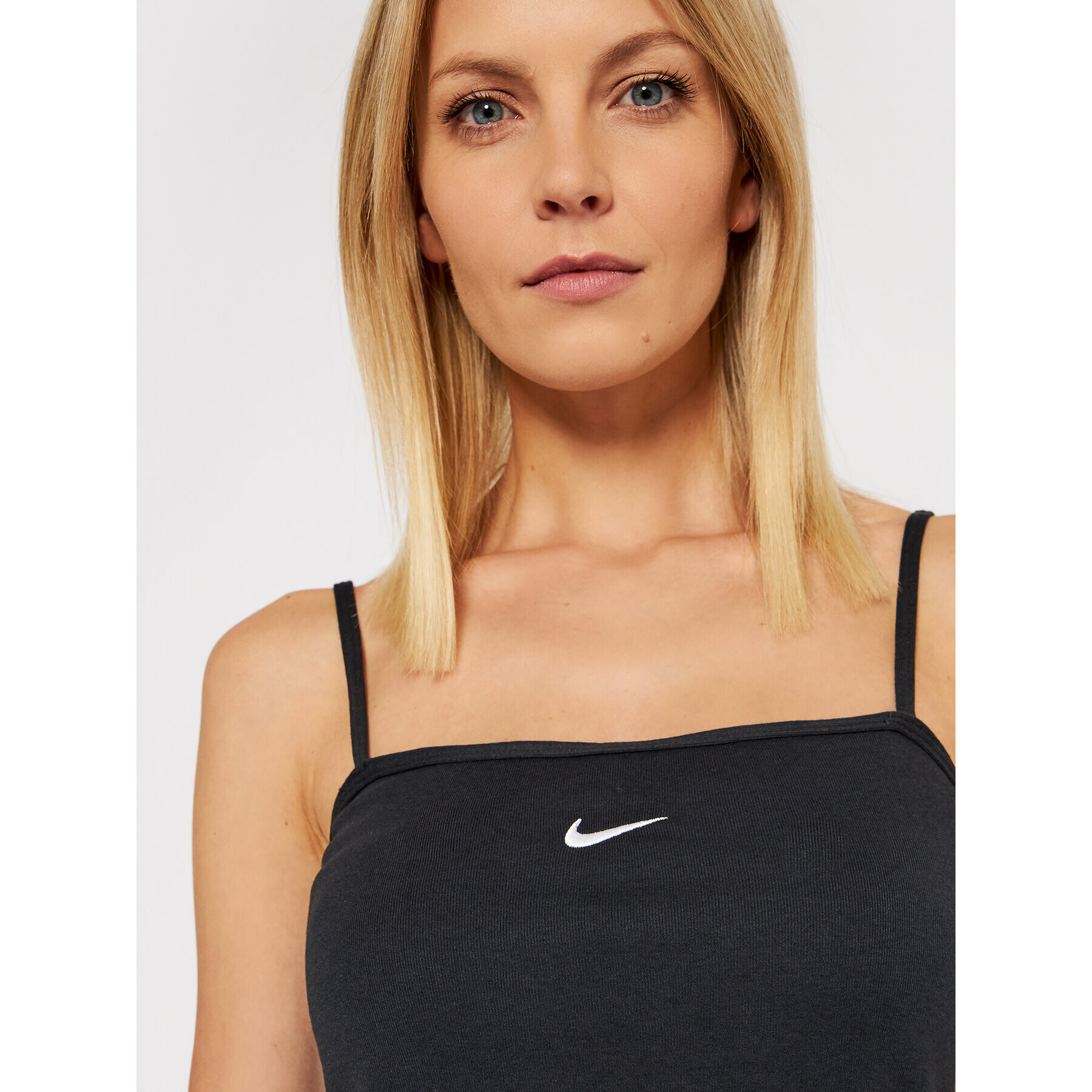 Nike Top Sportswear Essentials CZ9294 Černá Regular Fit - Pepit.cz