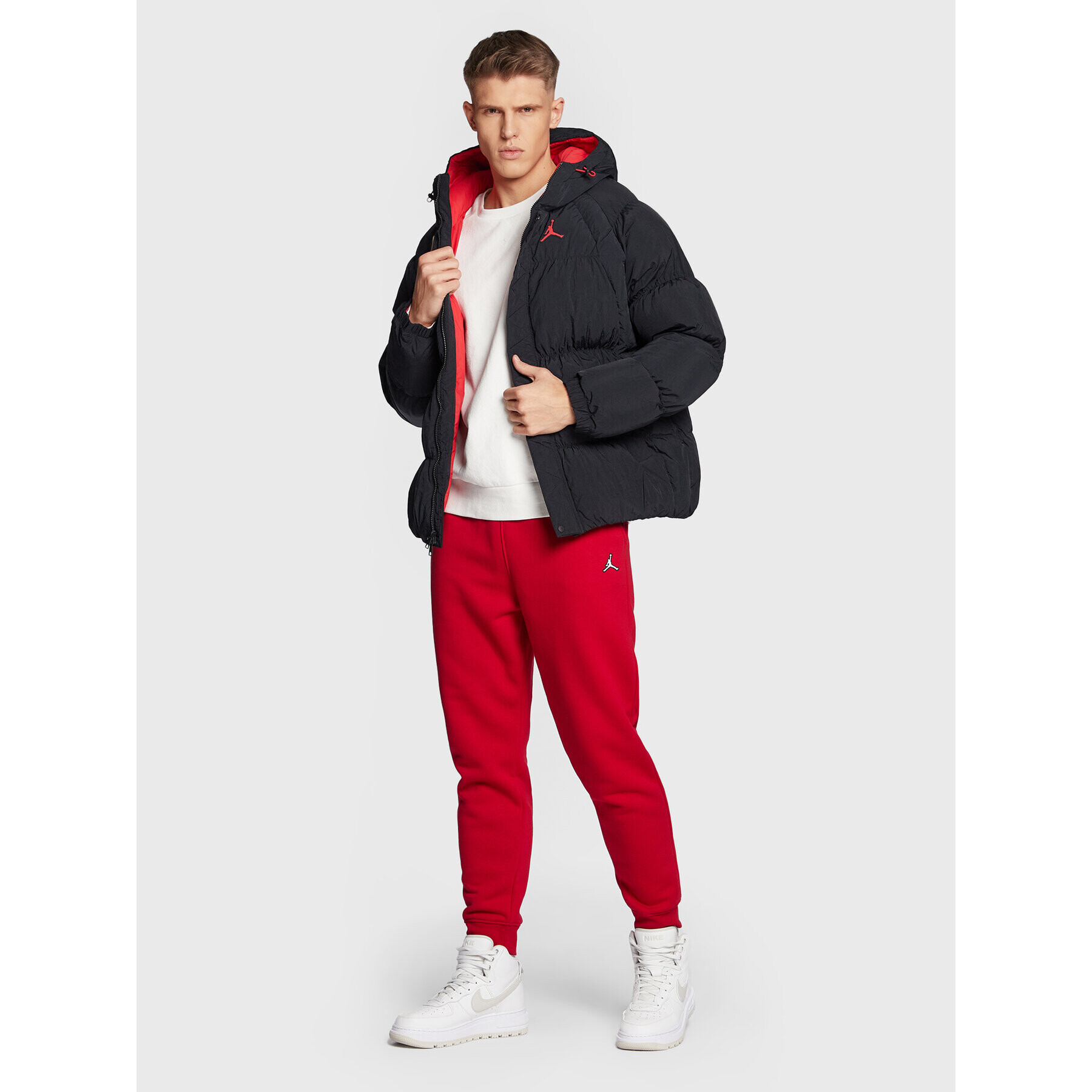 Nike Vatovaná bunda Jordan Essential DQ7348 Černá Regular Fit - Pepit.cz