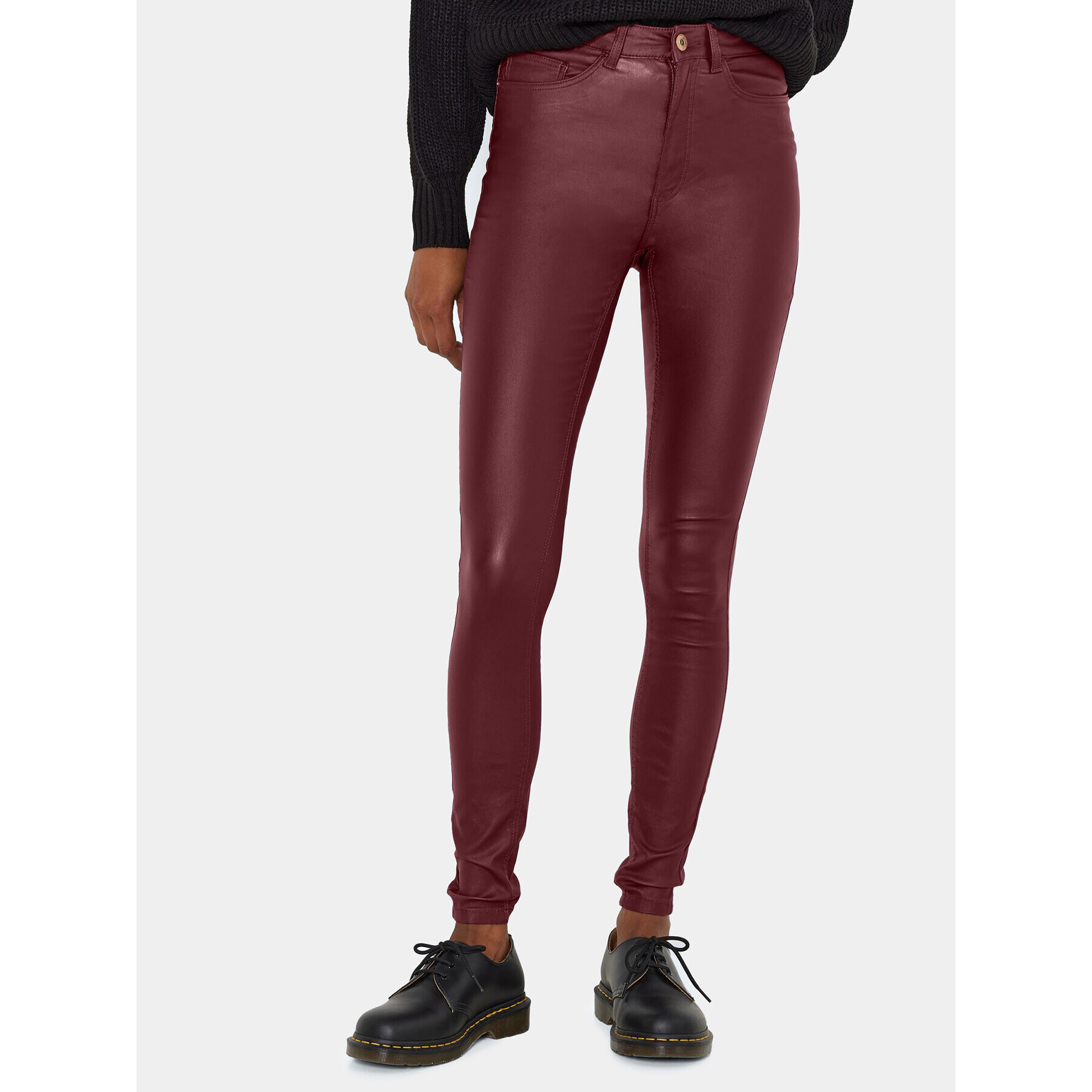 Noisy May Kalhoty z materiálu Callie 27013113 Bordó Skinny Fit - Pepit.cz