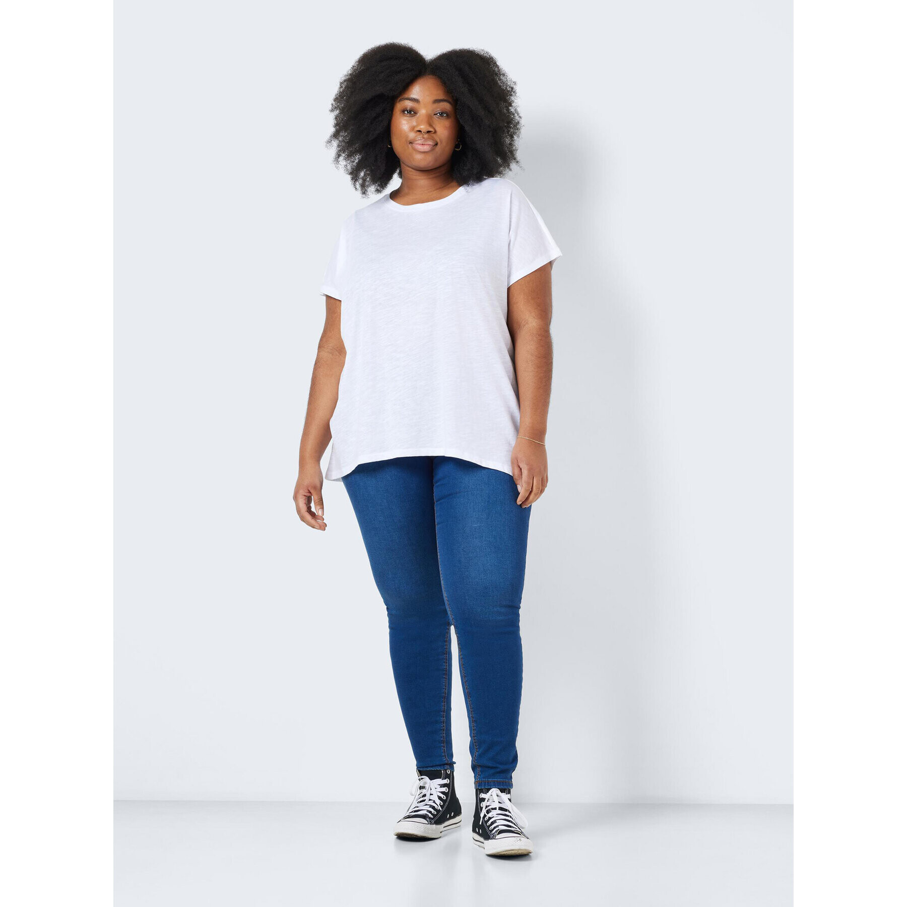 Noisy May T-Shirt Mathilde 27016688 Bílá Loose Fit - Pepit.cz