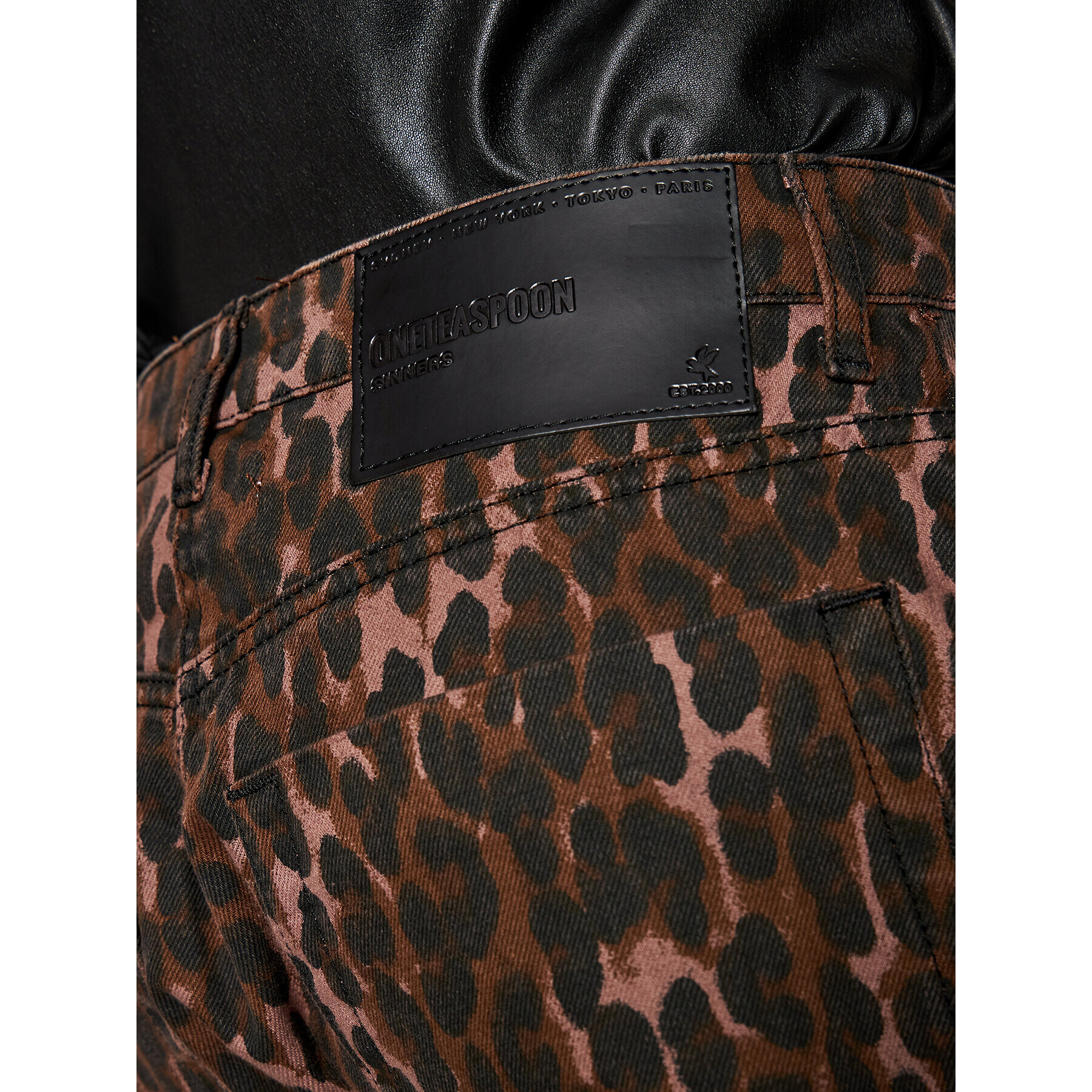 One Teaspoon Jeansy boyfirend Leopard Sinner 23486 Hnědá Relaxed Fit - Pepit.cz