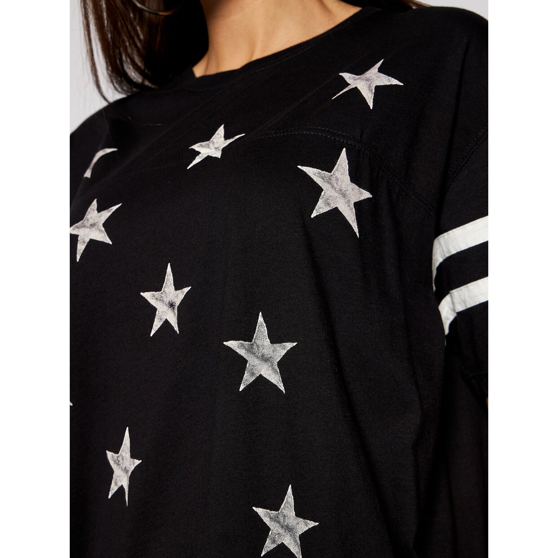 One Teaspoon T-Shirt Stars Bf Sports Tee 23900 Černá Regular Fit - Pepit.cz