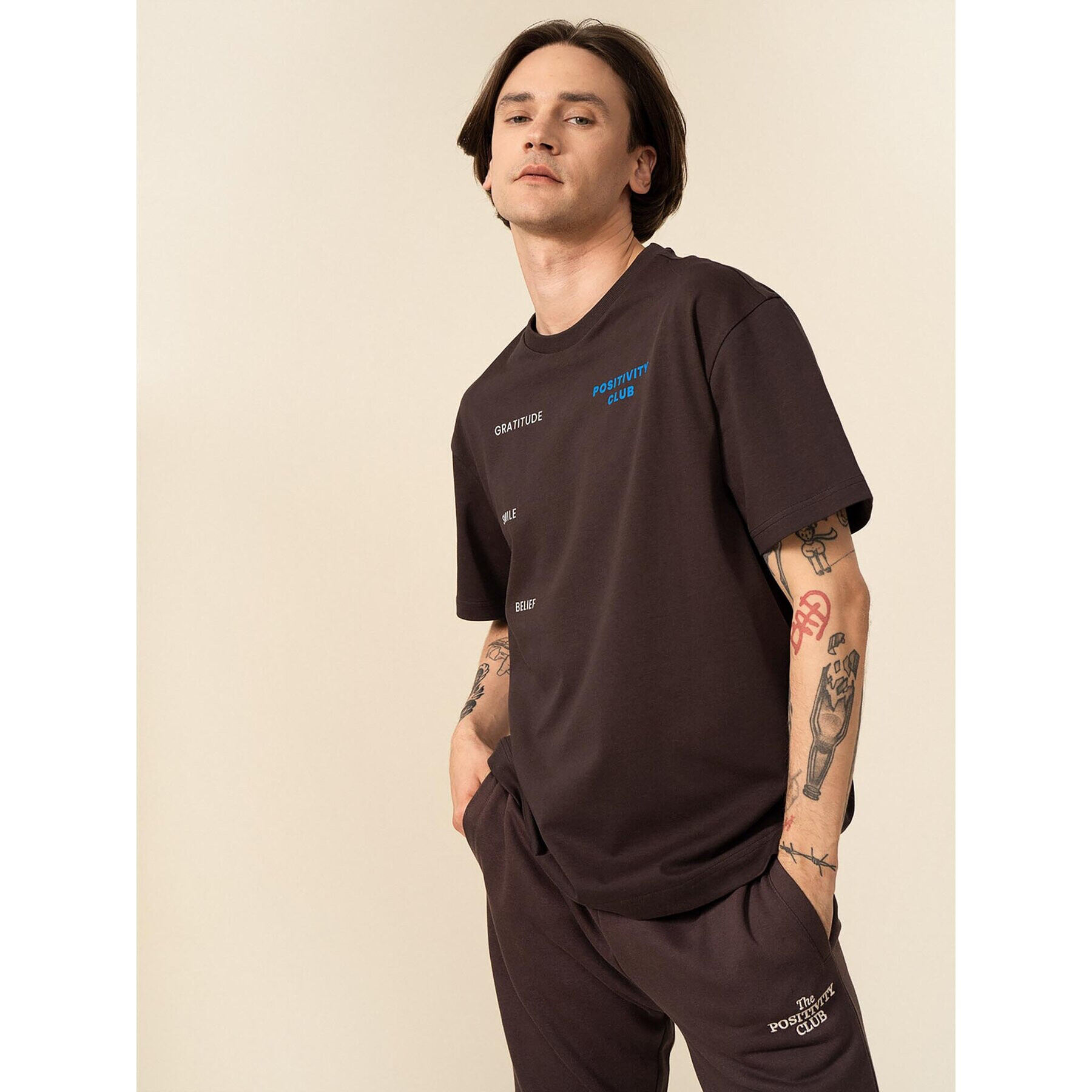 Outhorn T-Shirt OTHSS23TTSHM450 Hnědá Relaxed Fit - Pepit.cz