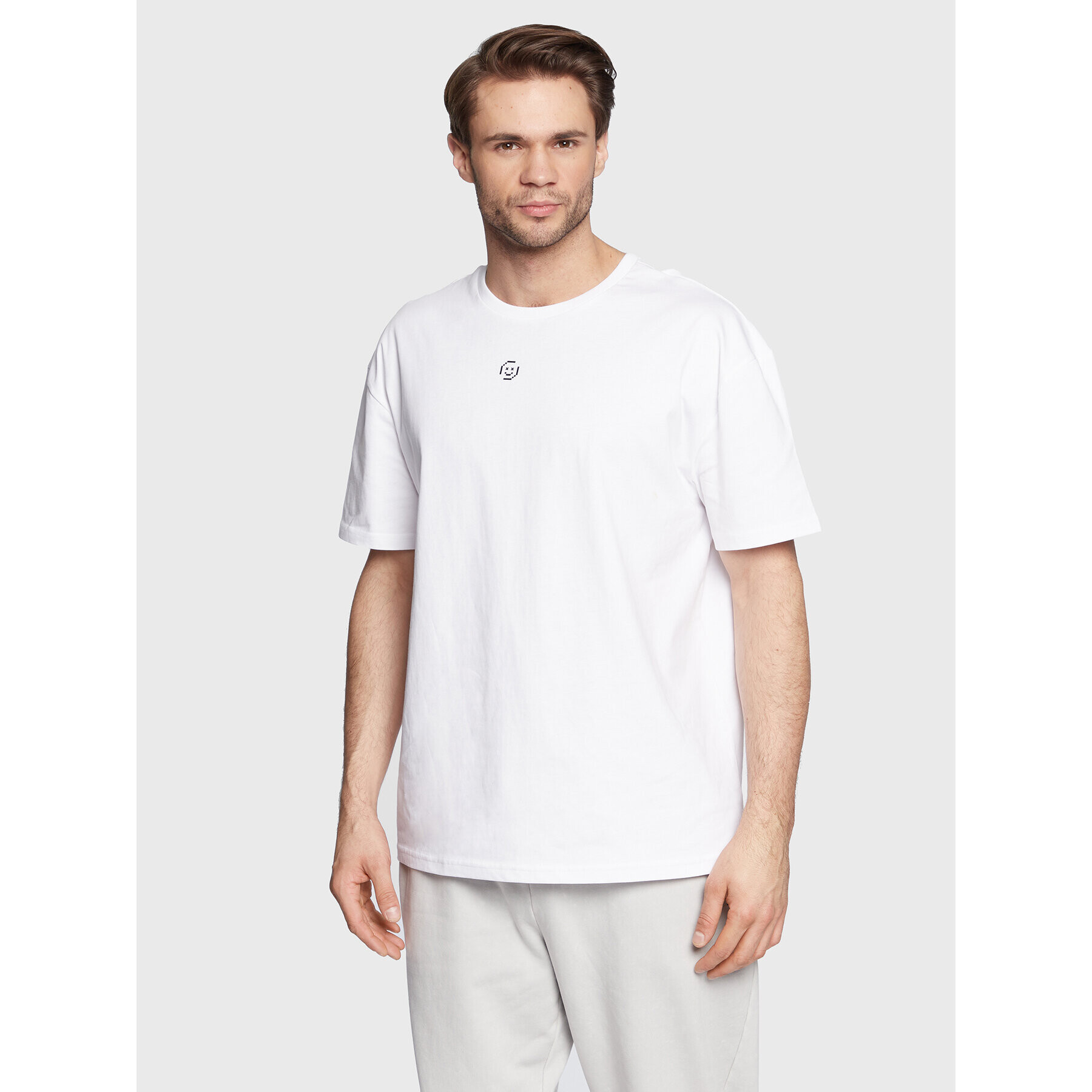 Outhorn T-Shirt TTSHM061 Bílá Oversize - Pepit.cz