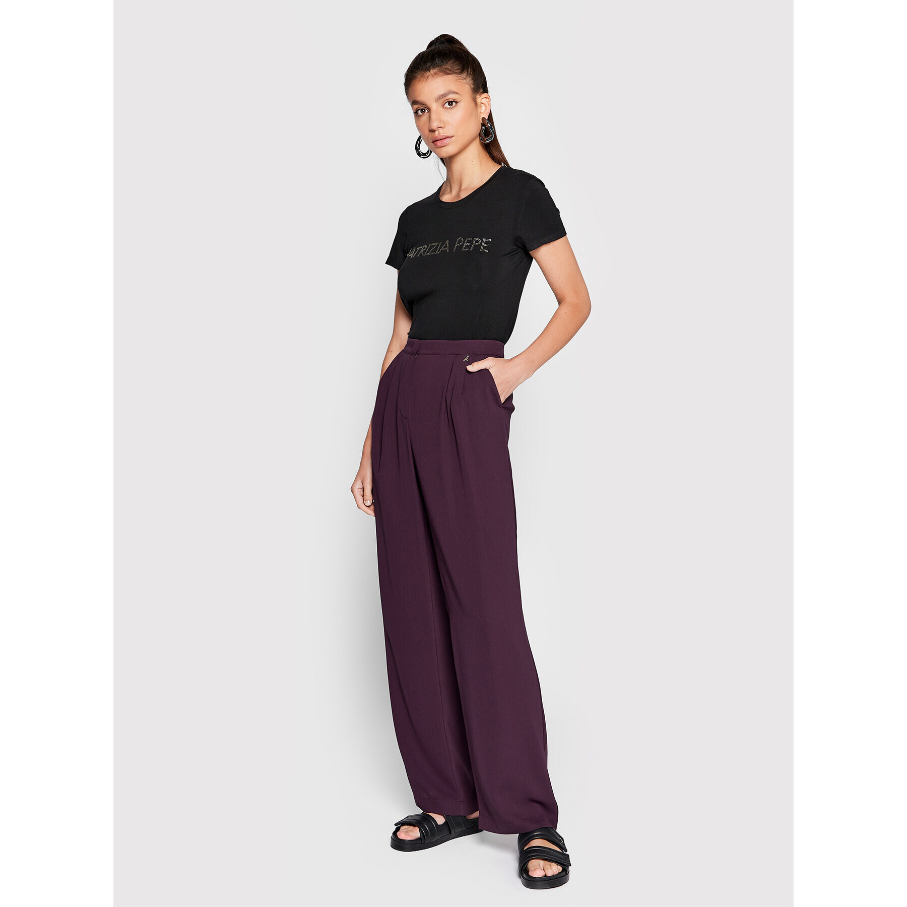 Patrizia Pepe Kalhoty z materiálu 8P0461/A3ZJ-M424 Fialová Relaxed Fit - Pepit.cz