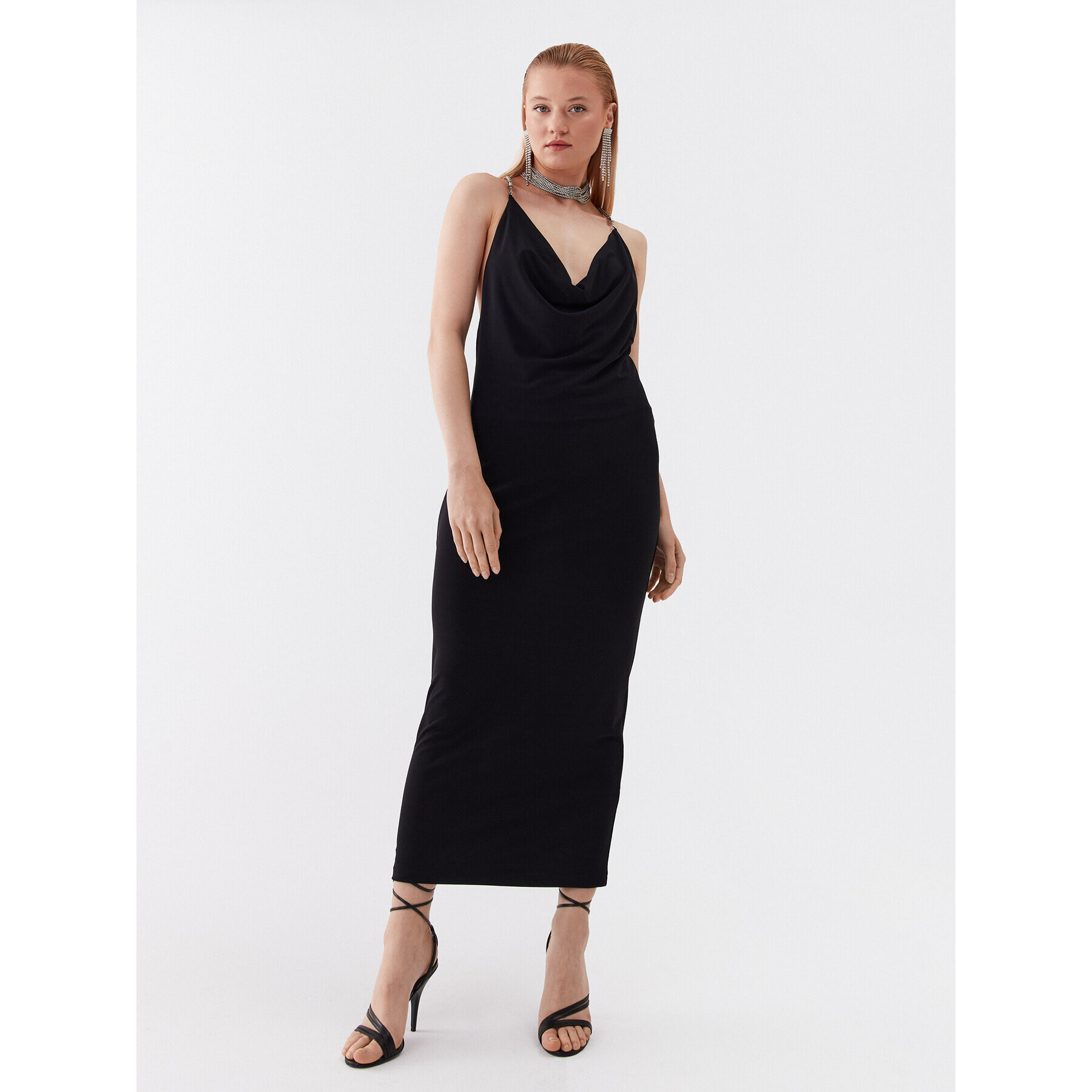 Patrizia Pepe Koktejlové šaty 2A2598/J113-K103 Černá Slim Fit - Pepit.cz